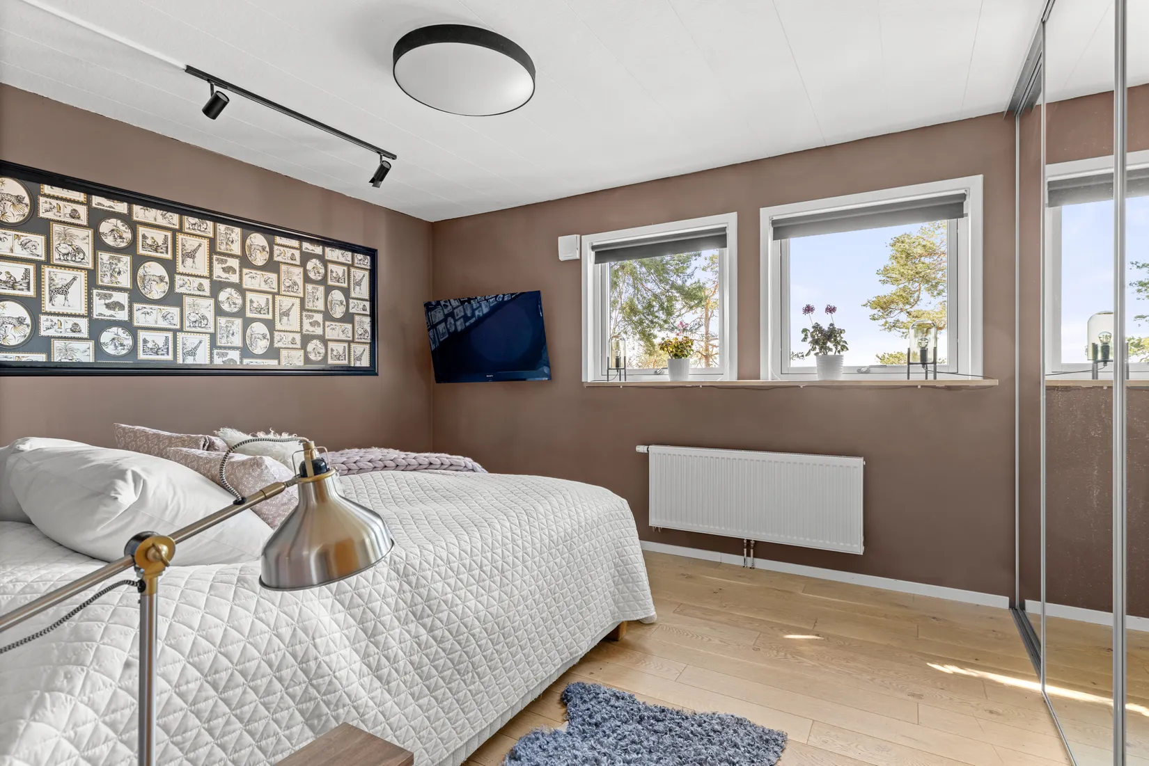 Villa, Junibacken 20, Trollbäcken / Skälsätra, Tyresö