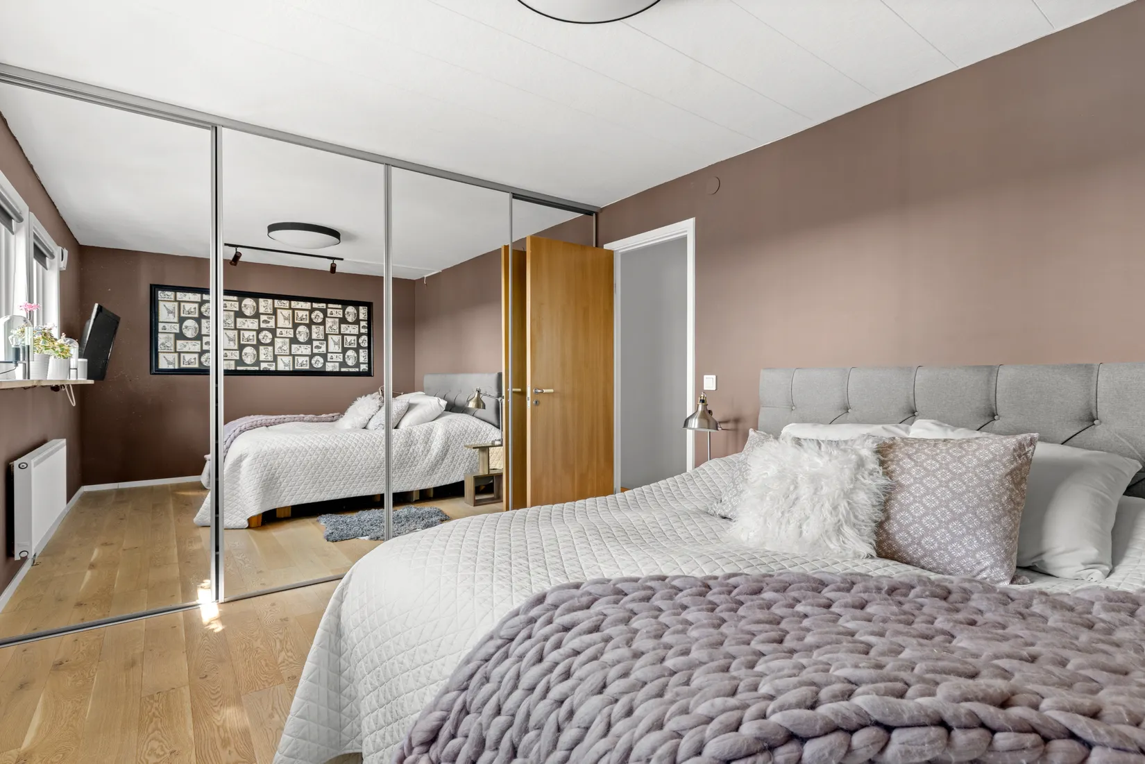 Villa, Junibacken 20, Trollbäcken / Skälsätra, Tyresö