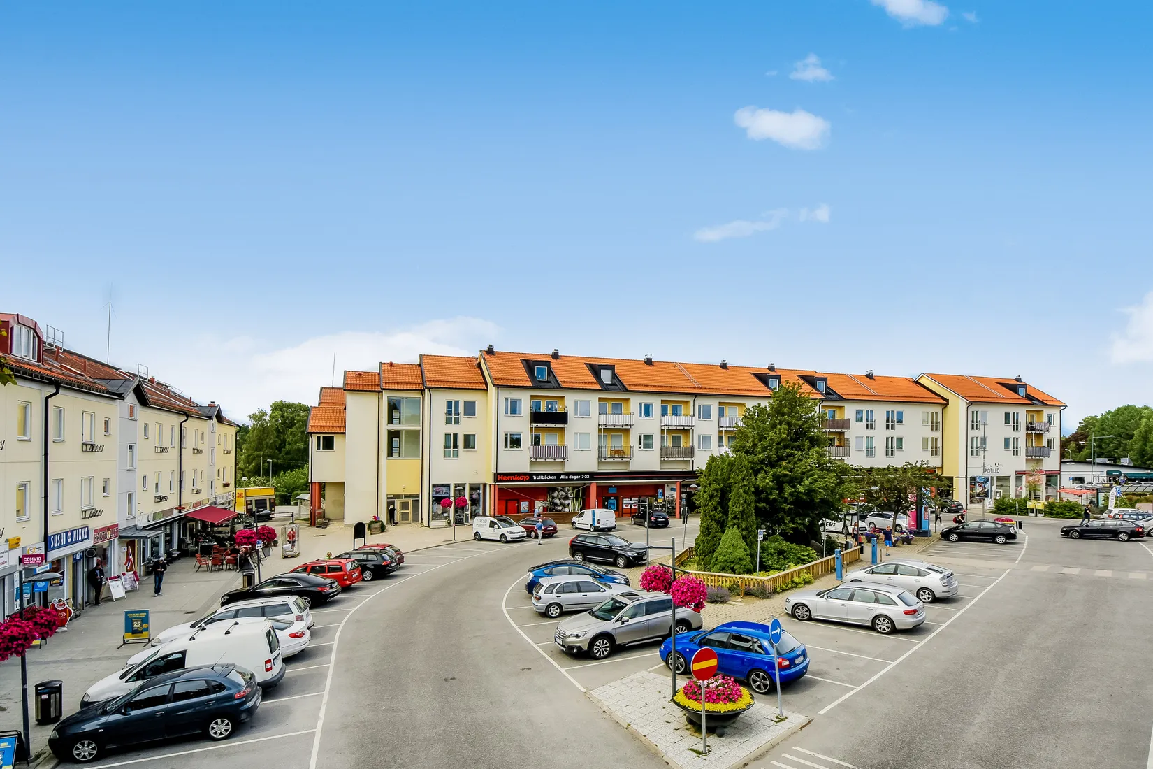 Villa, Junibacken 20, Trollbäcken / Skälsätra, Tyresö