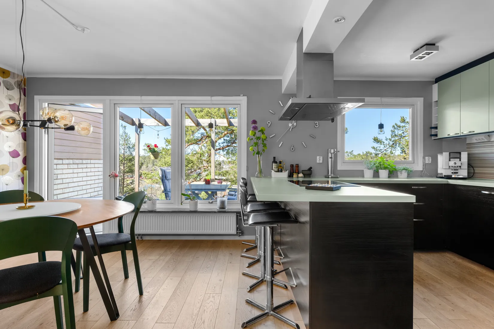 Villa, Junibacken 20, Trollbäcken / Skälsätra, Tyresö