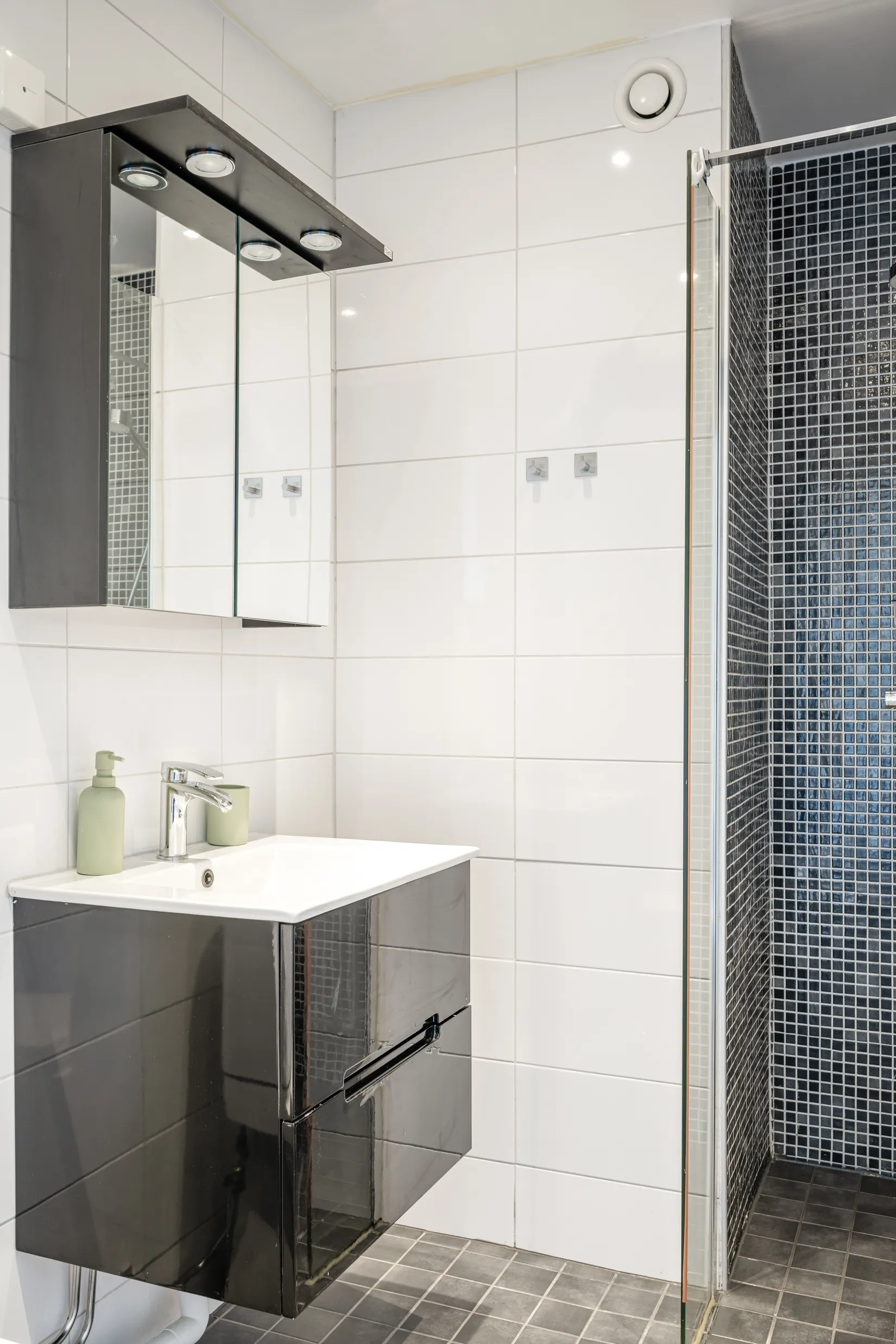 Bostadsrätt, Eva Bonniers gata 10, Fruängen, Stockholm