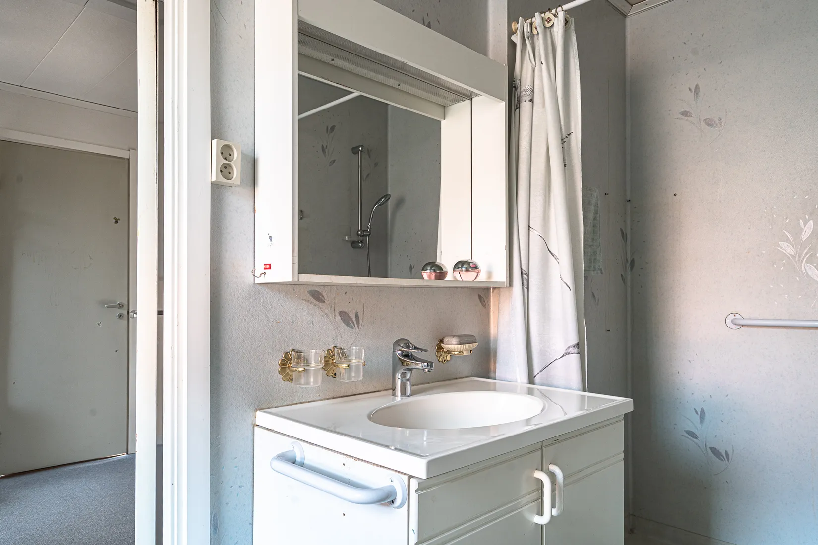 Villa, Radhus, Smedvägen 15, Virsbo, Surahammar