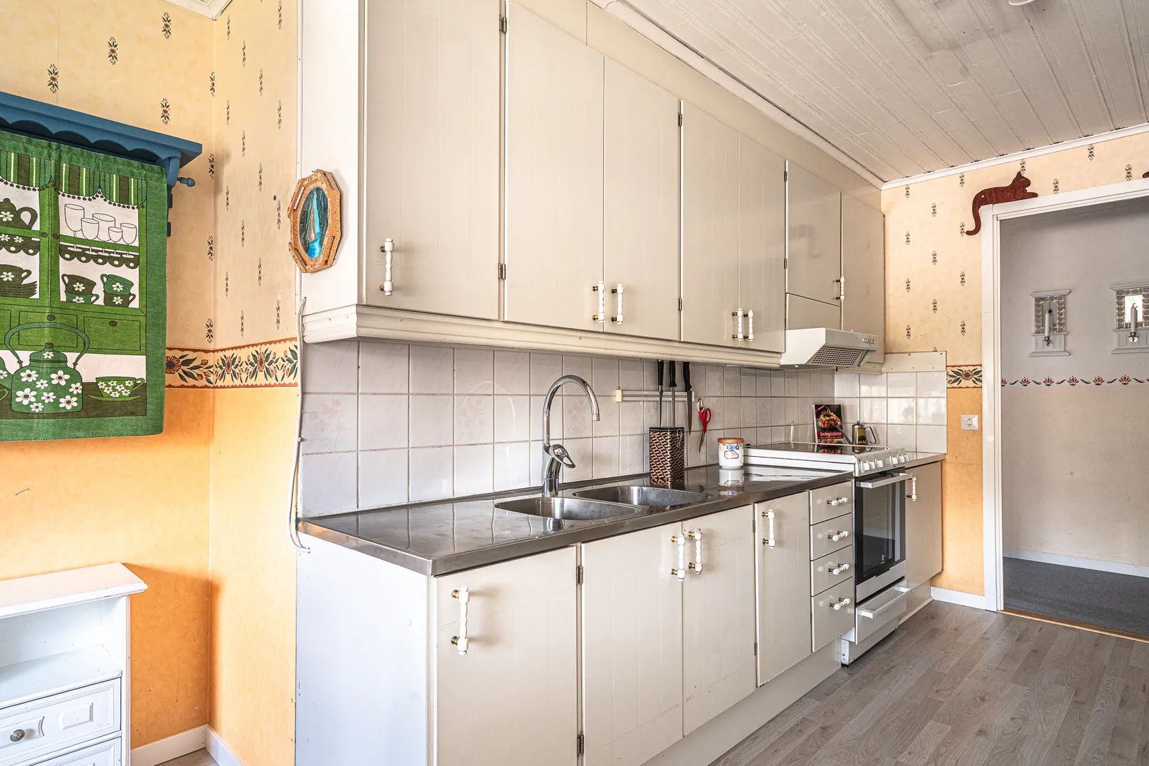 Villa, Radhus, Smedvägen 15, Virsbo, Surahammar