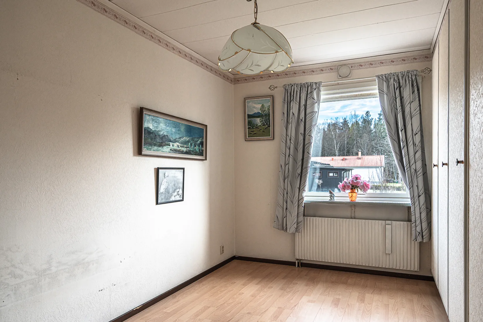 Villa, Radhus, Smedvägen 15, Virsbo, Surahammar