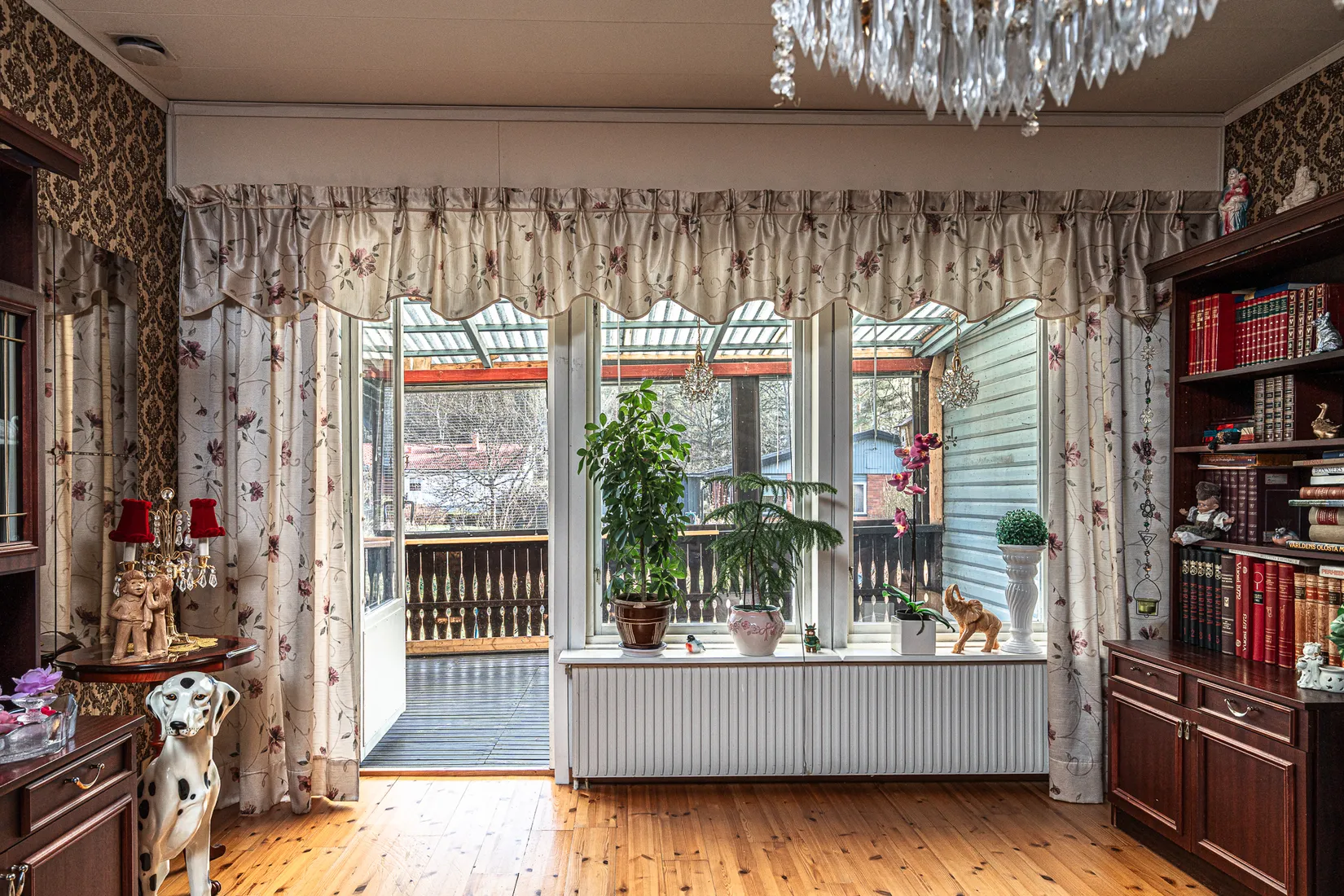 Villa, Radhus, Smedvägen 15, Virsbo, Surahammar