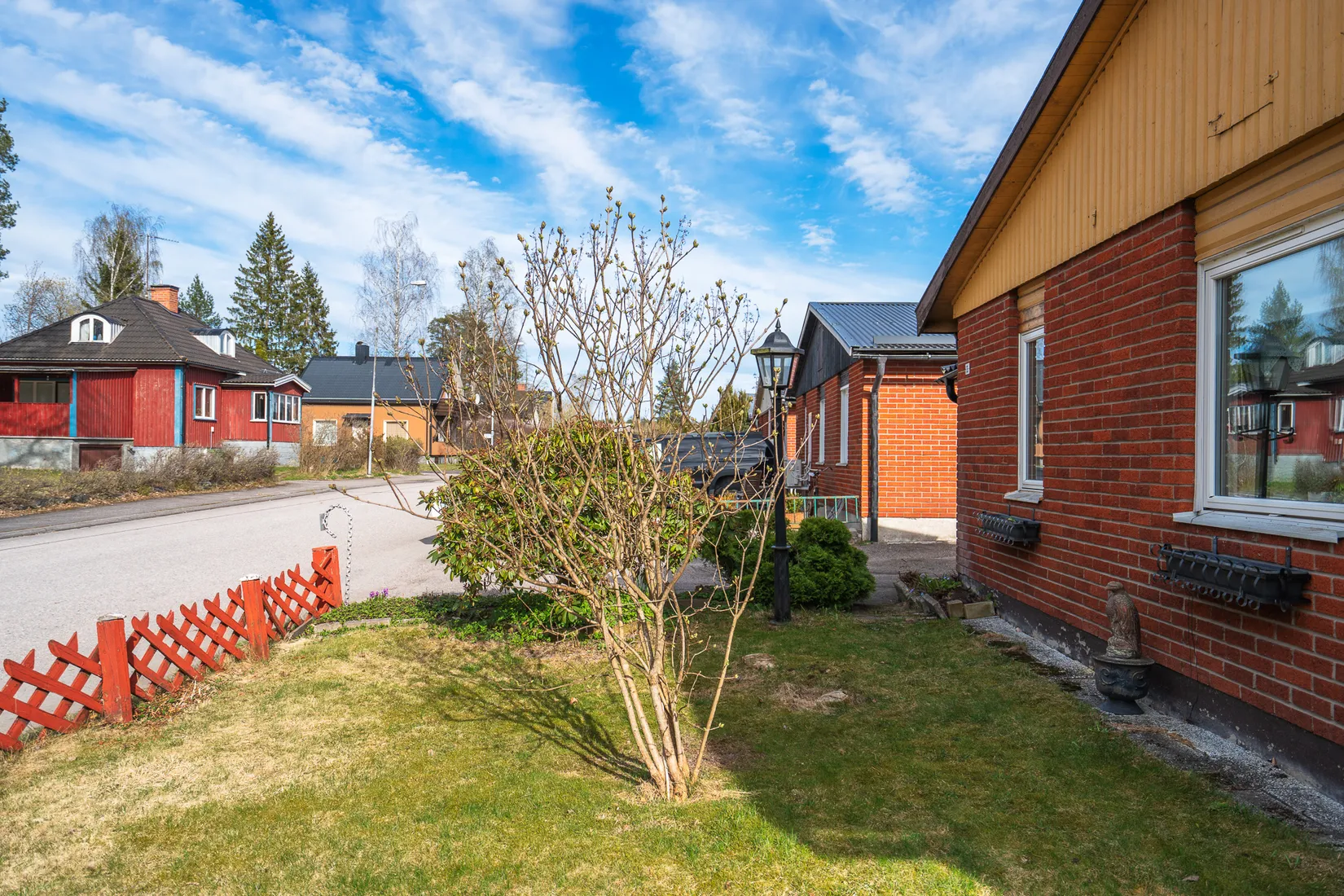 Villa, Radhus, Smedvägen 15, Virsbo, Surahammar