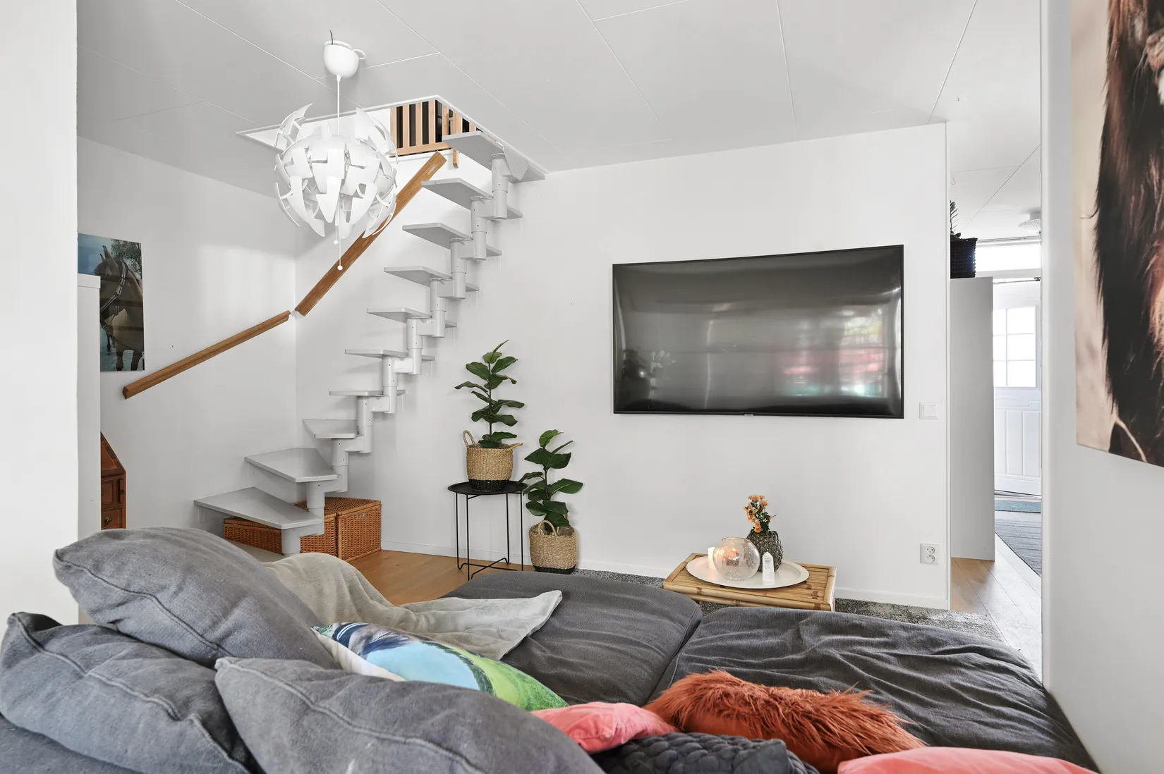 Villa, Radhus, Tullhusvägen 26, Färingsö Kungsberga, Ekerö