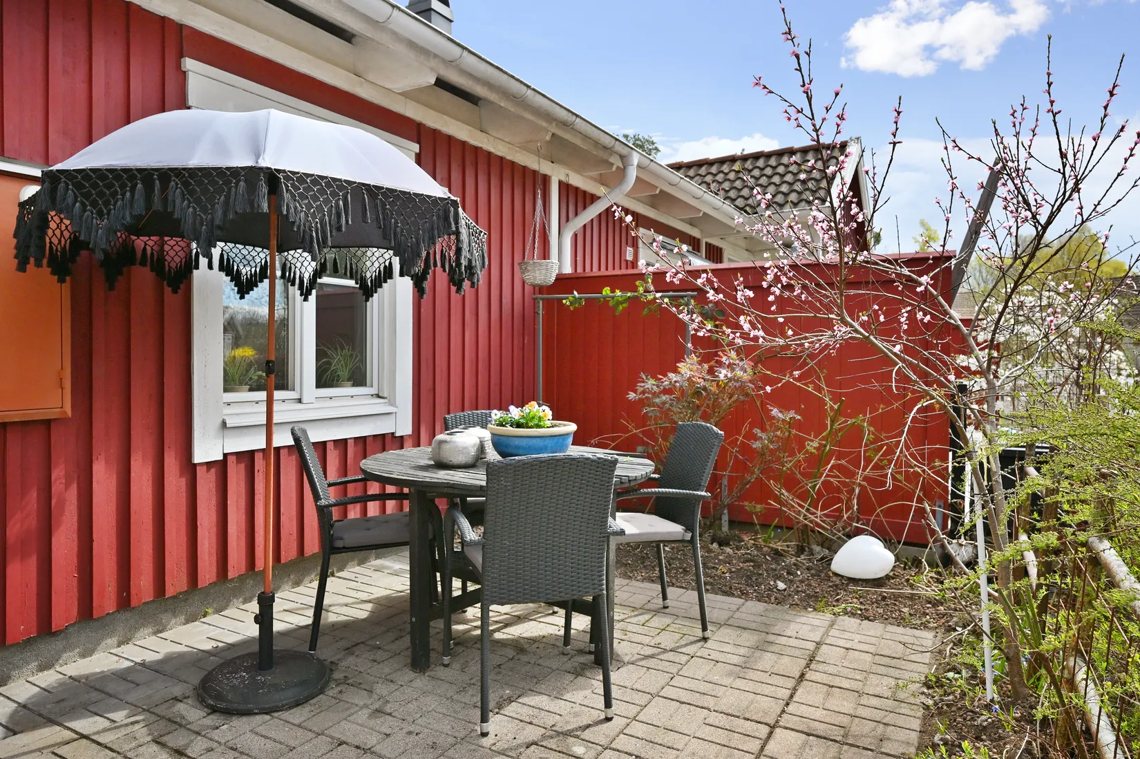 Villa, Radhus, Tullhusvägen 26, Färingsö Kungsberga, Ekerö