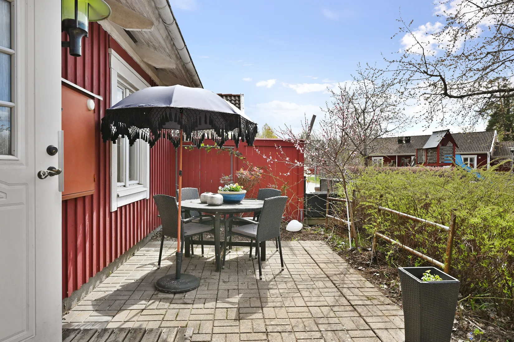 Villa, Radhus, Tullhusvägen 26, Färingsö Kungsberga, Ekerö