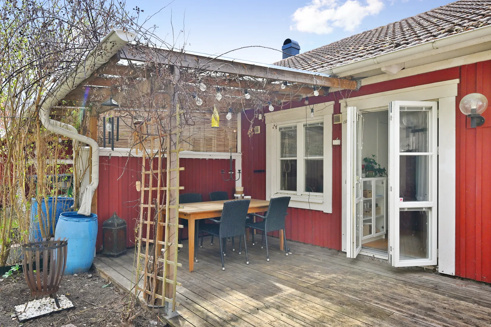 Villa, Radhus, Tullhusvägen 26, Färingsö Kungsberga, Ekerö