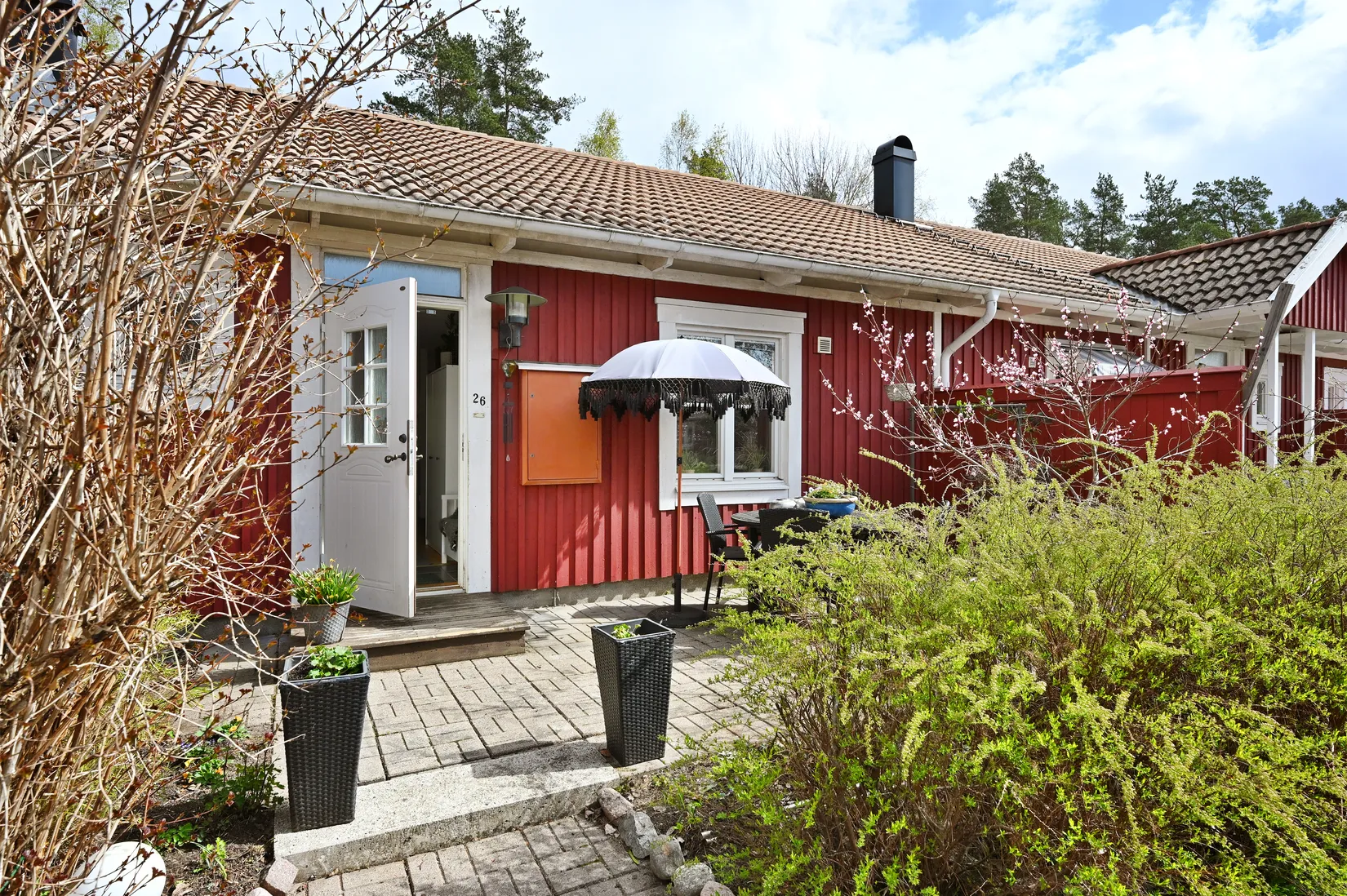 Villa, Radhus, Tullhusvägen 26, Färingsö Kungsberga, Ekerö