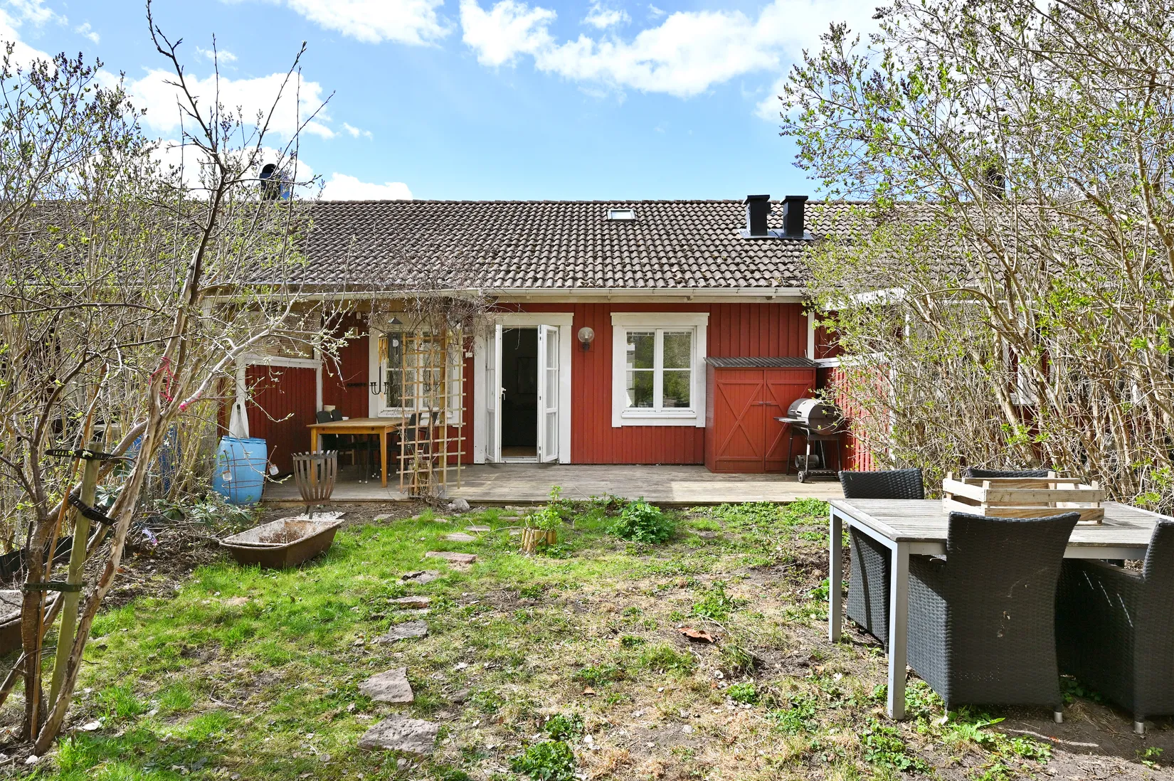 Villa, Radhus, Tullhusvägen 26, Färingsö Kungsberga, Ekerö