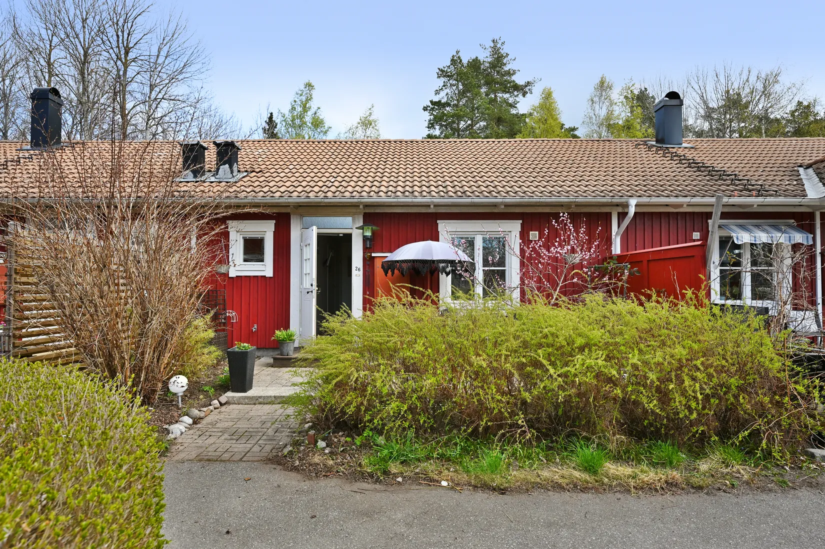 Villa, Radhus, Tullhusvägen 26, Färingsö Kungsberga, Ekerö