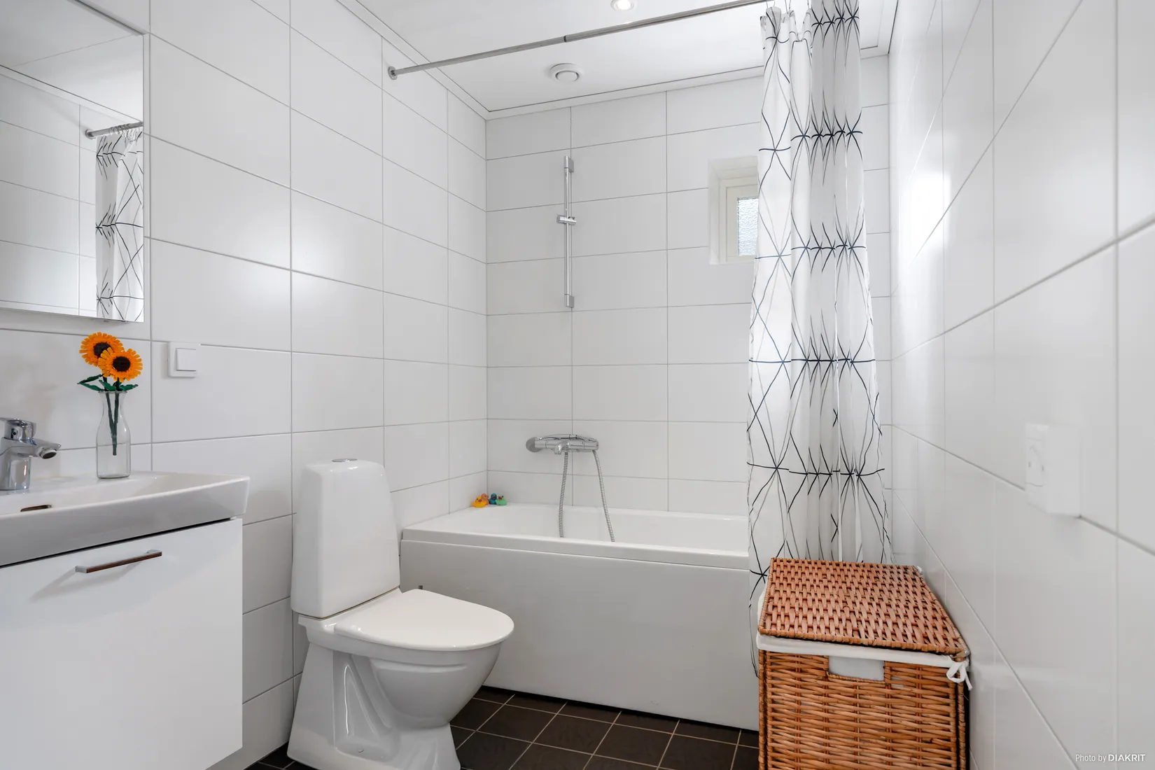 Villa, Tibble Skogsväg 25, Norrboda, Upplands-Bro