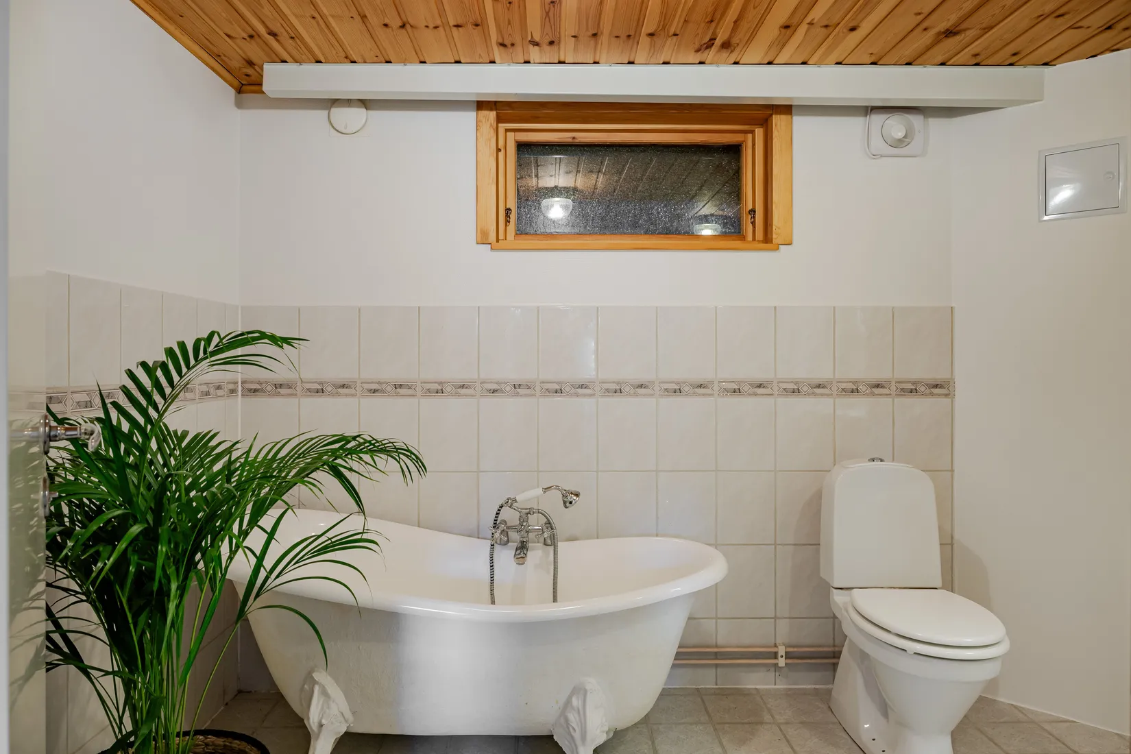 Villa, Kvarndammsvägen 6, Hörby