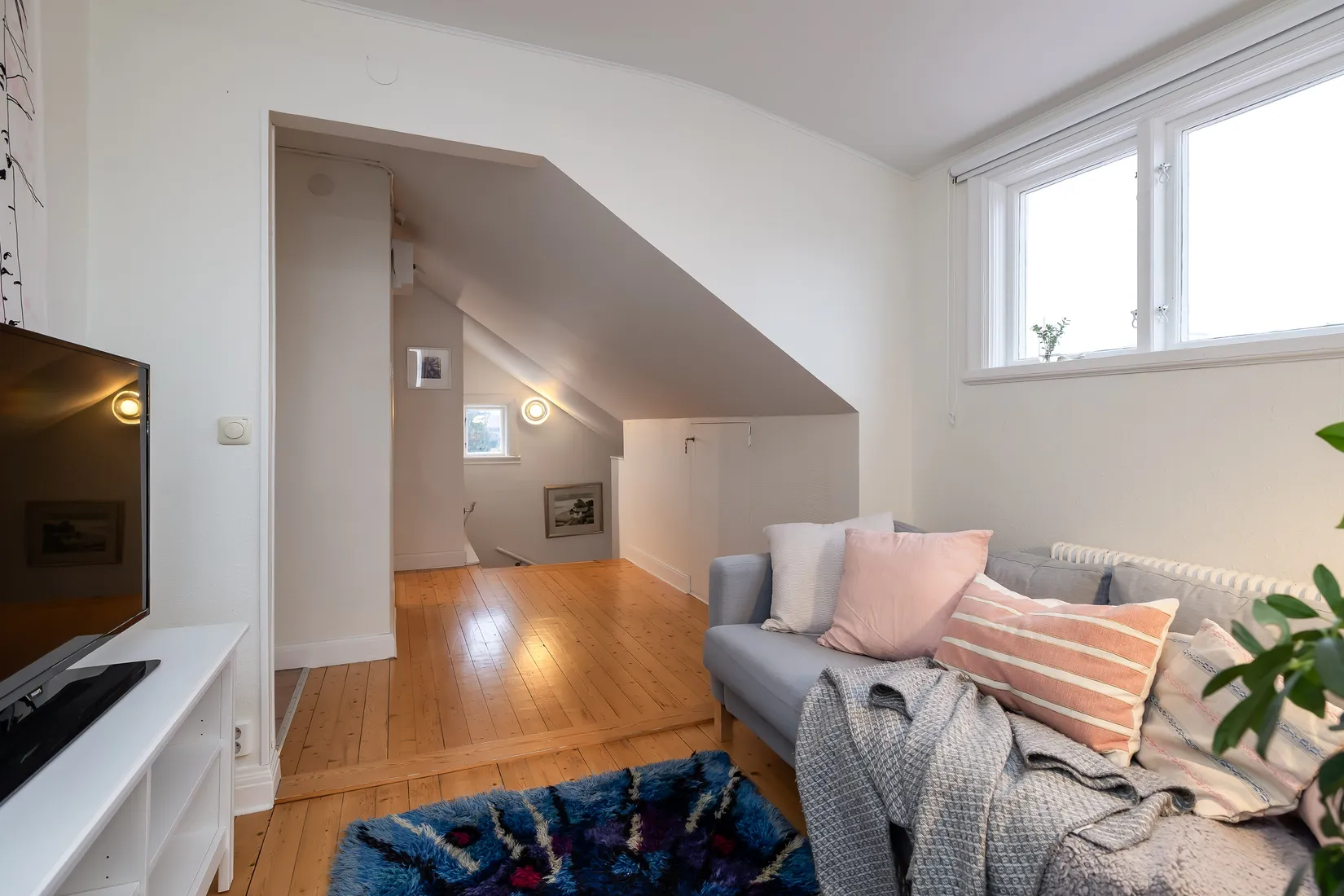 Villa, Längbrogatan 9, Centralt Norr, Örebro