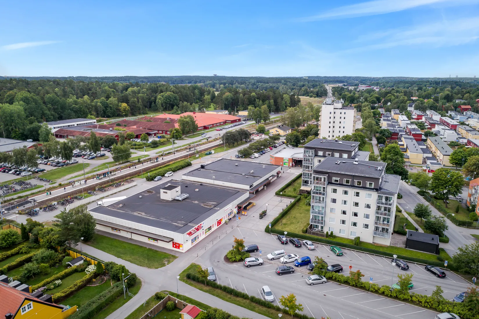 Villa, Radhus, Biskopsgränd 16, Täby Kyrkby, Täby