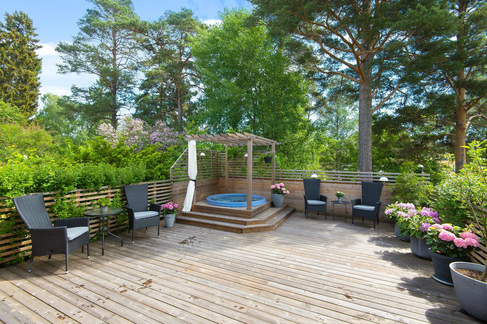 Radhus, Björnskogsgränd 79, Vällingby Kälvesta, Stockholm