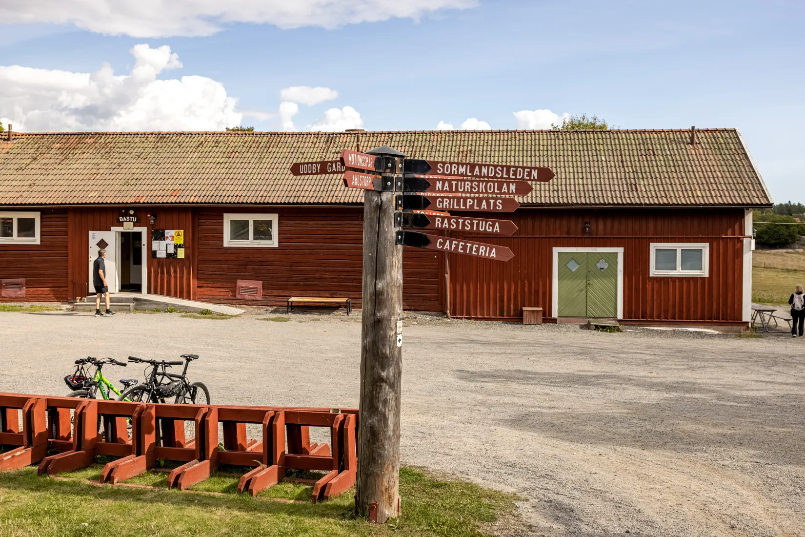 Villa, Finkvägen 1B, Trollbäcken, Tyresö