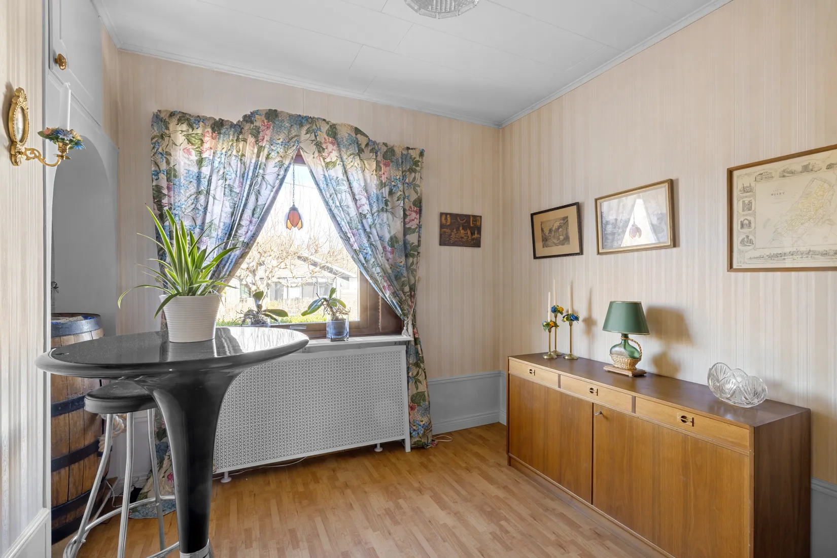 Villa, Finkvägen 1B, Trollbäcken, Tyresö
