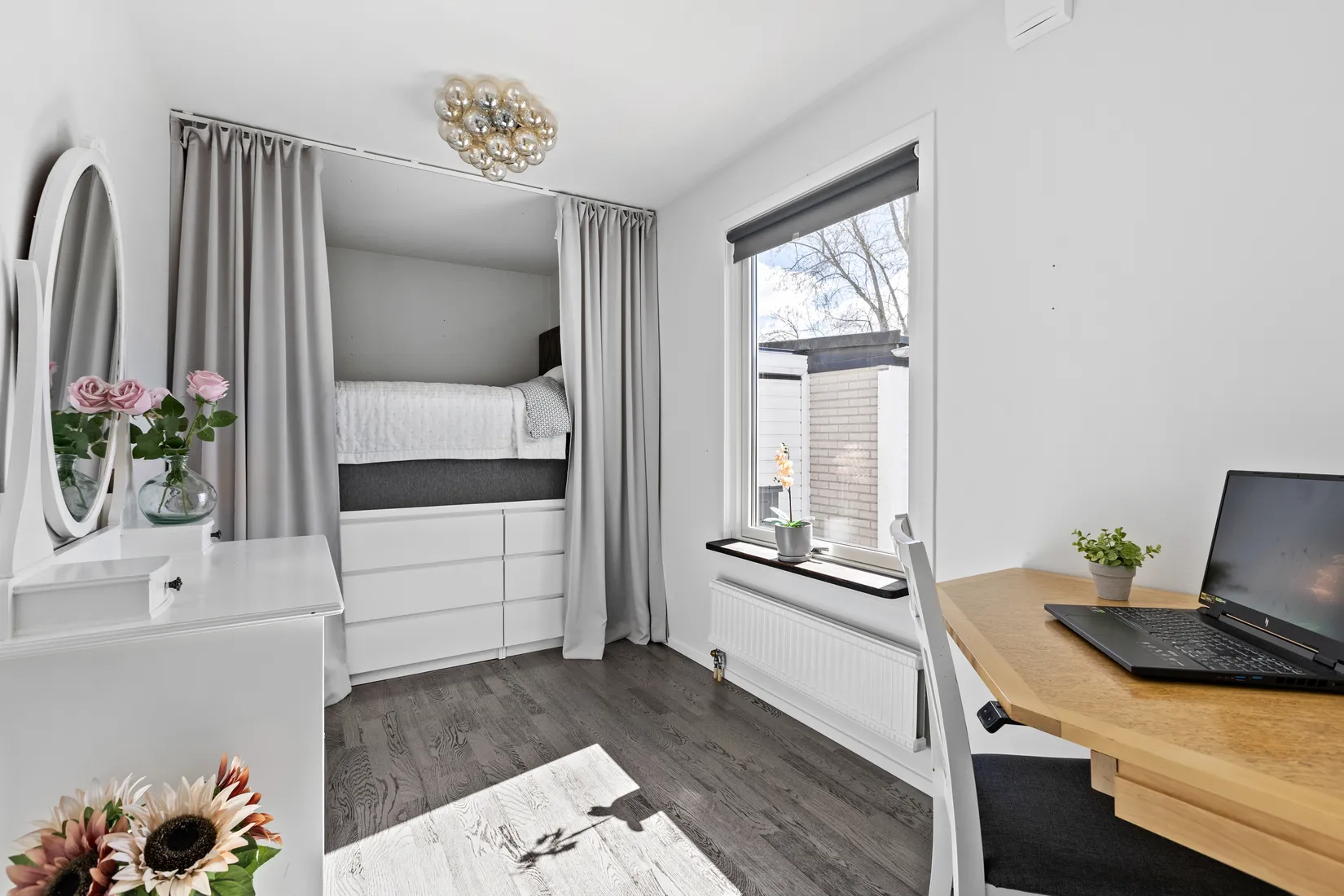 Villa, Radhus, Hoppargränd 19, Träkvista, Ekerö
