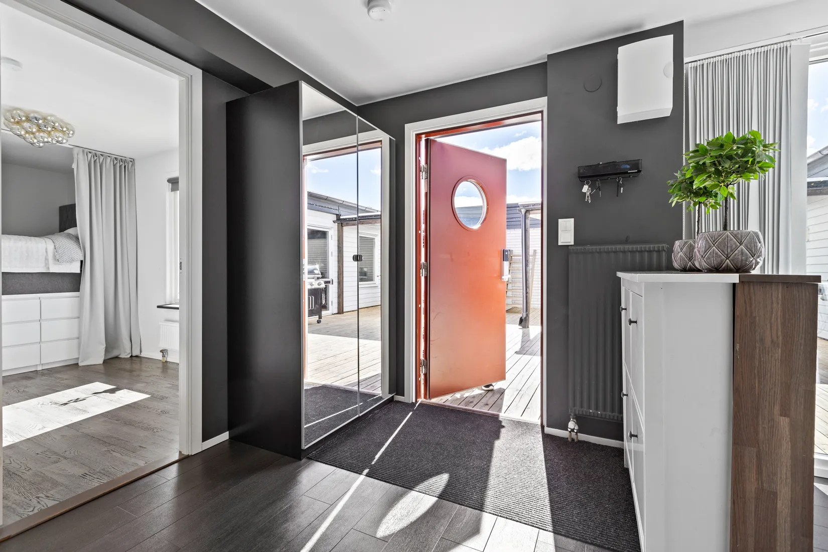 Villa, Radhus, Hoppargränd 19, Träkvista, Ekerö
