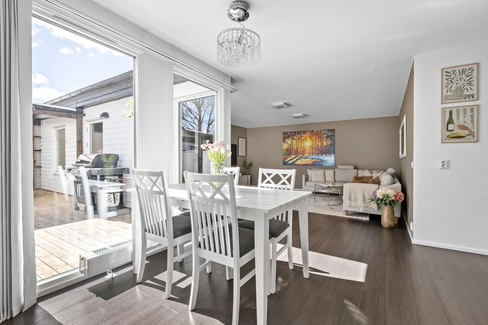 Villa, Radhus, Hoppargränd 19, Träkvista, Ekerö