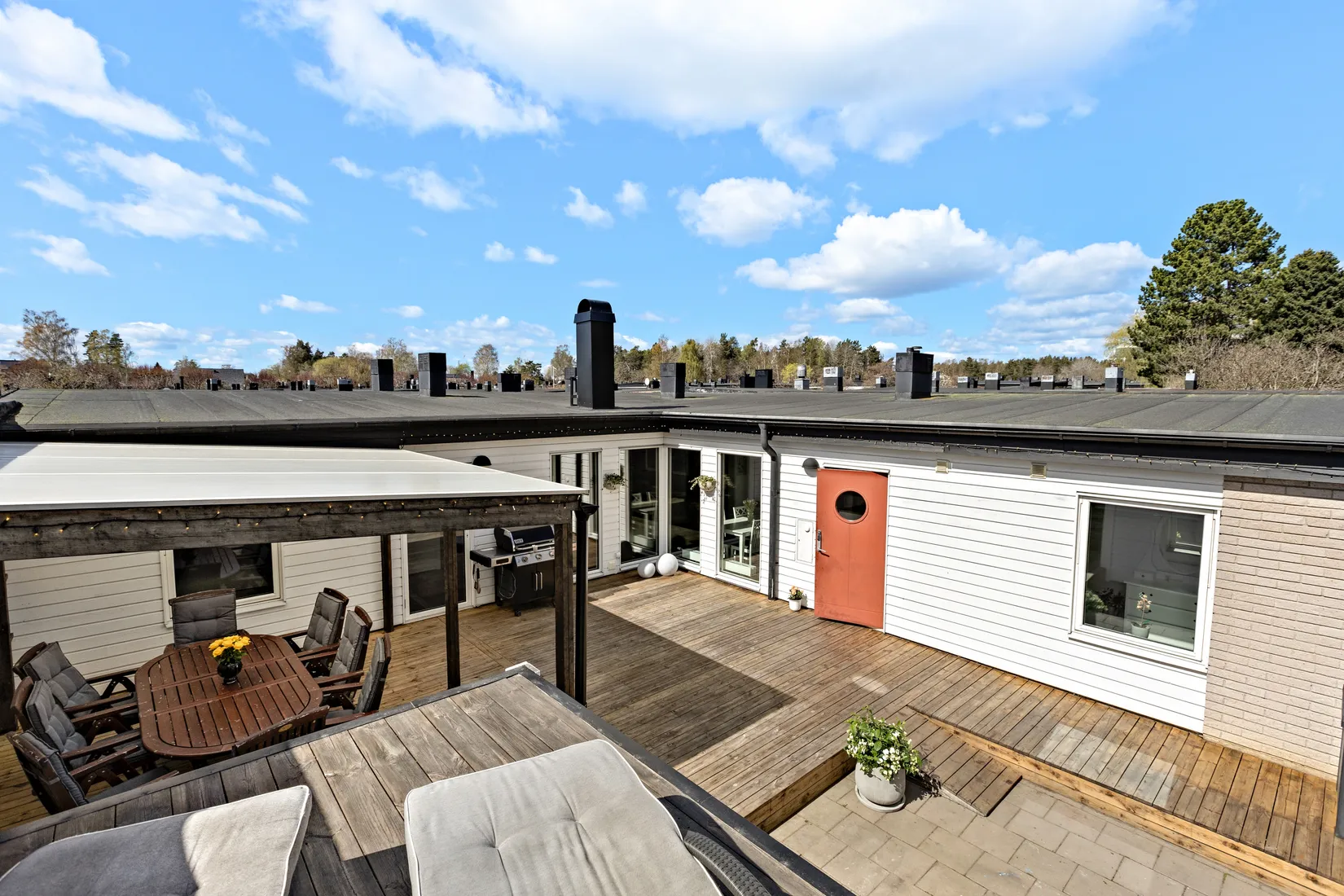 Villa, Radhus, Hoppargränd 19, Träkvista, Ekerö