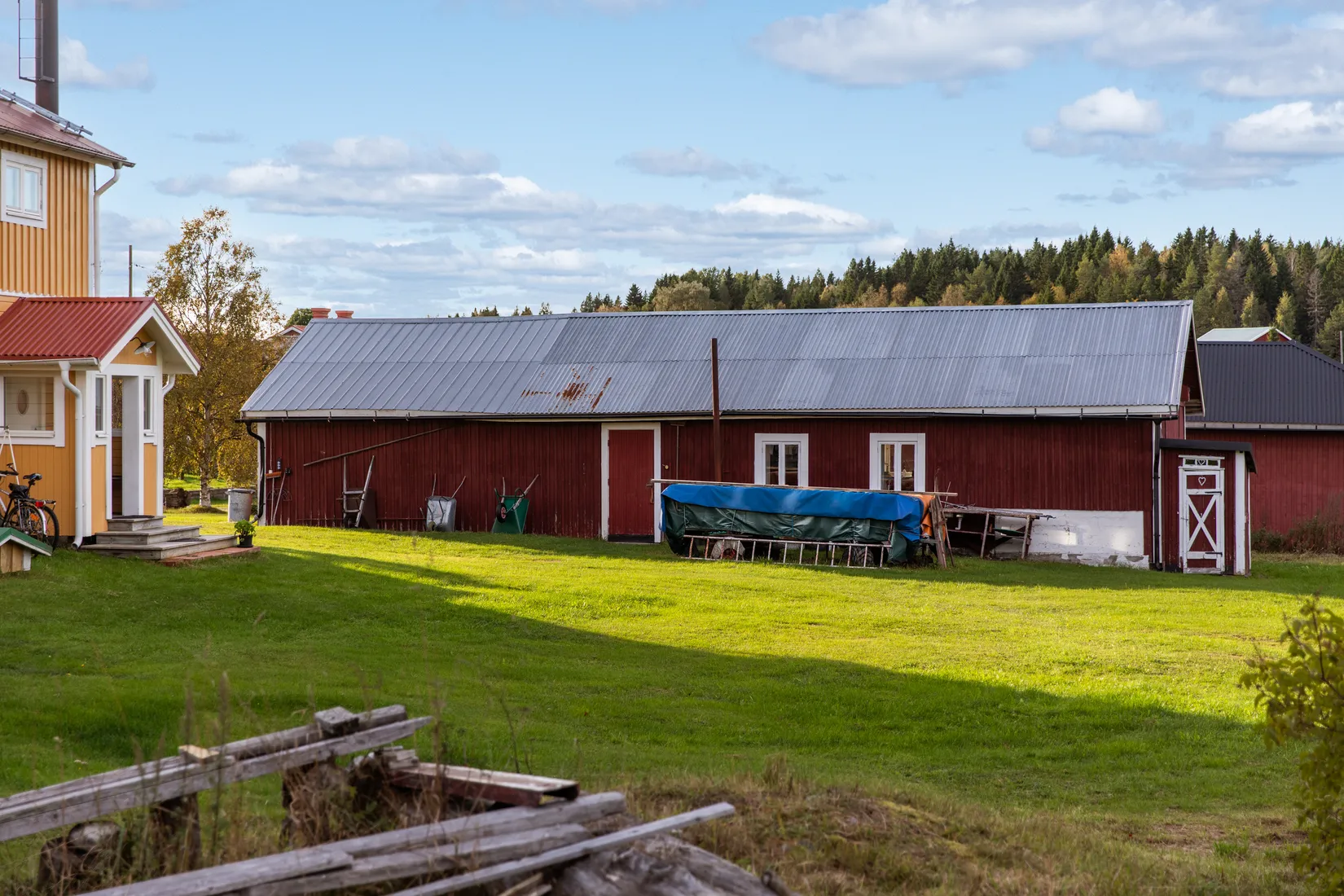 Gård/Skog, Mällby 526, Tynderö, Timrå
