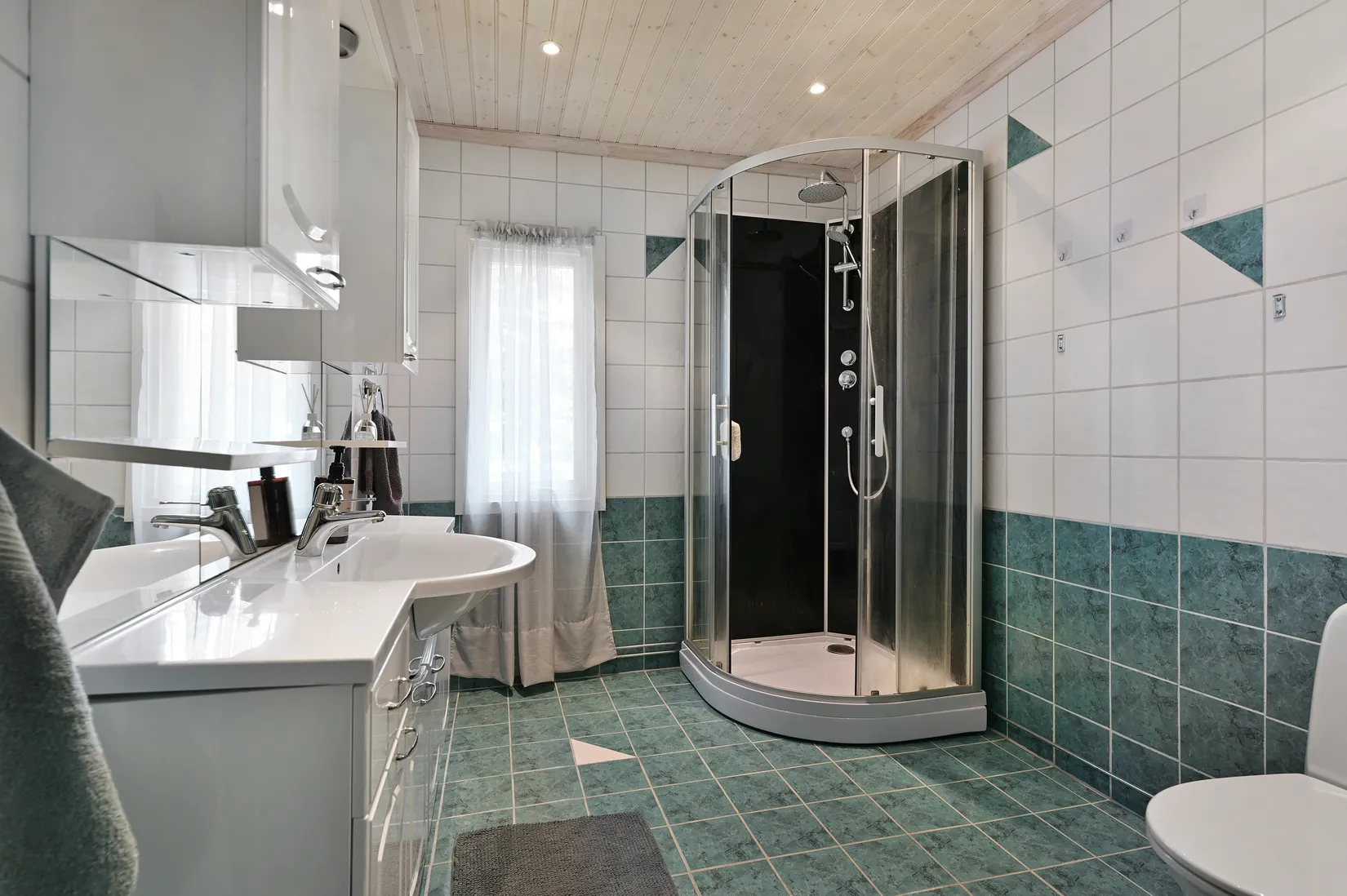 Villa, Centralvägen 11A, Trollbäcken, Tyresö