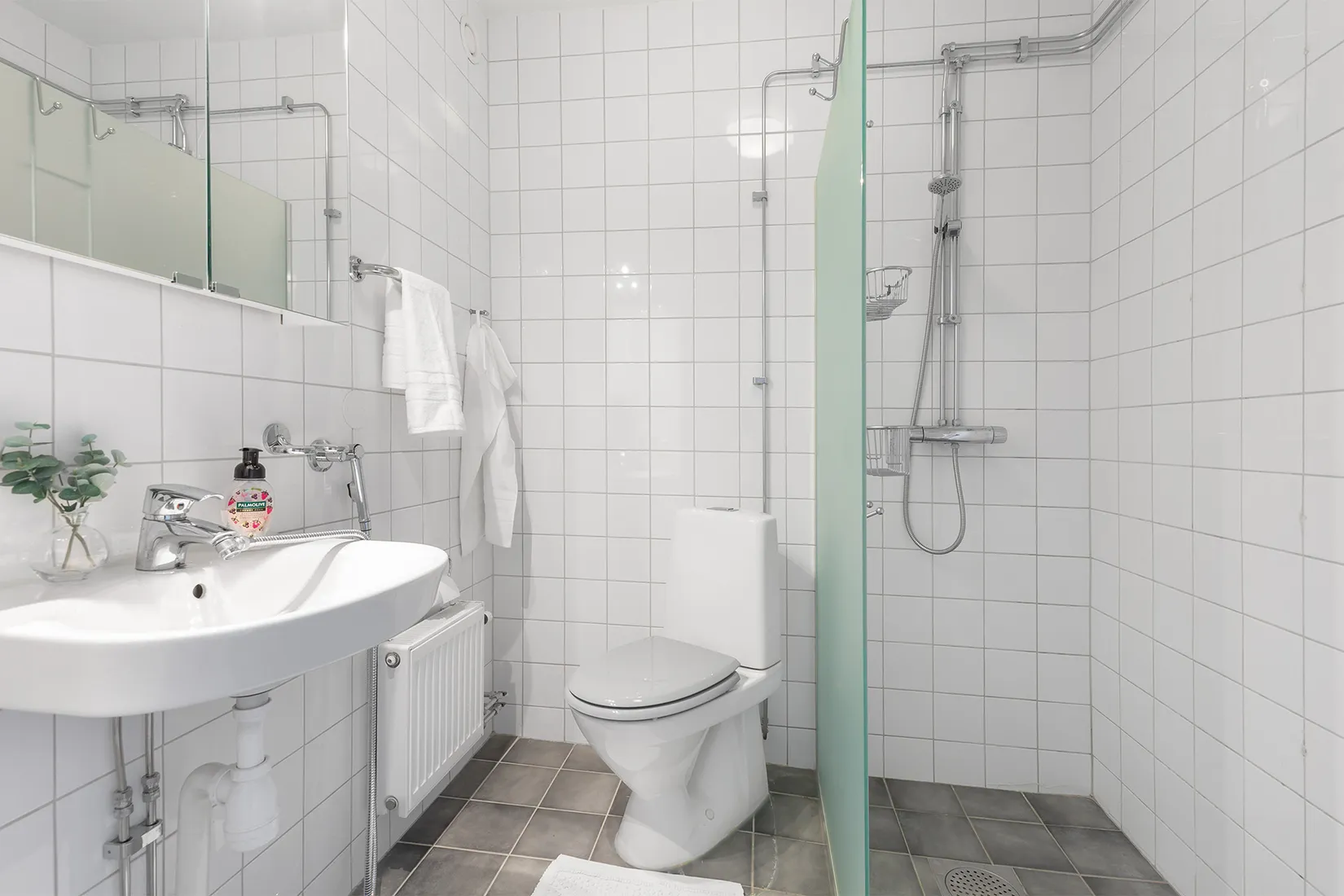 Bostadsrätt, Tallrisvägen 4, 1 tr, Kungsängen centrum, Upplands-Bro