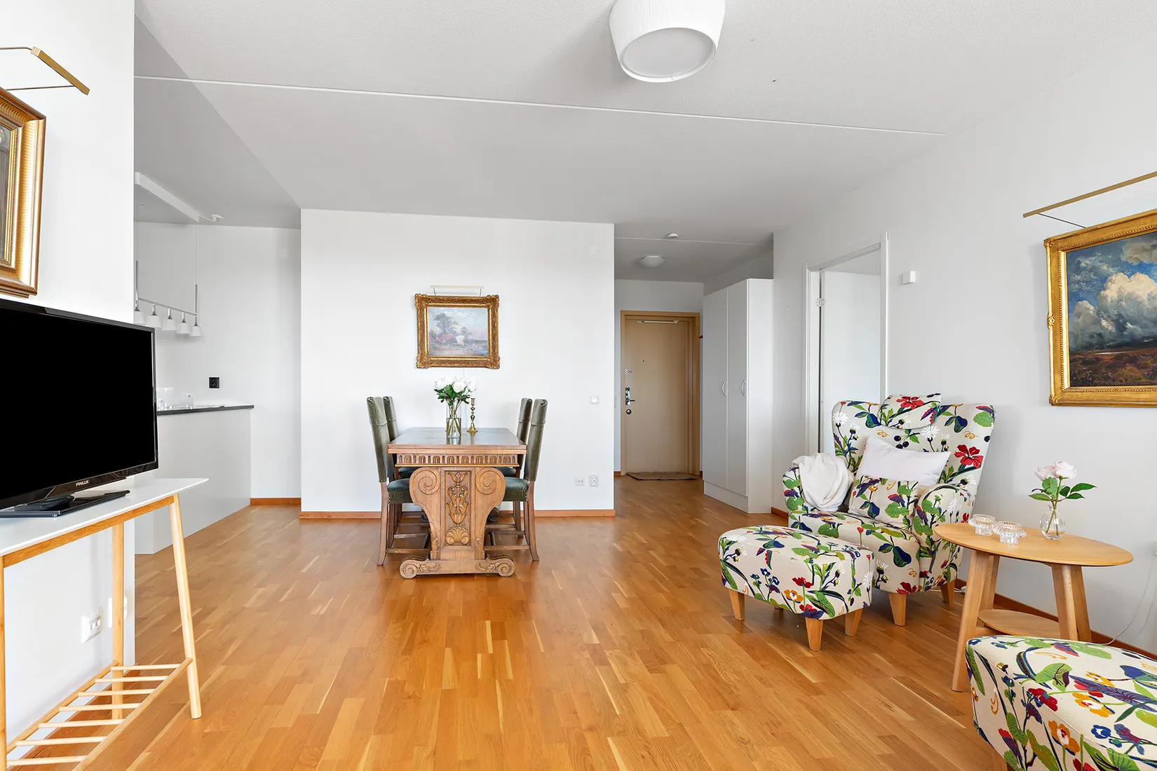 Bostadsrätt, Tallrisvägen 4, 1 tr, Kungsängen centrum, Upplands-Bro