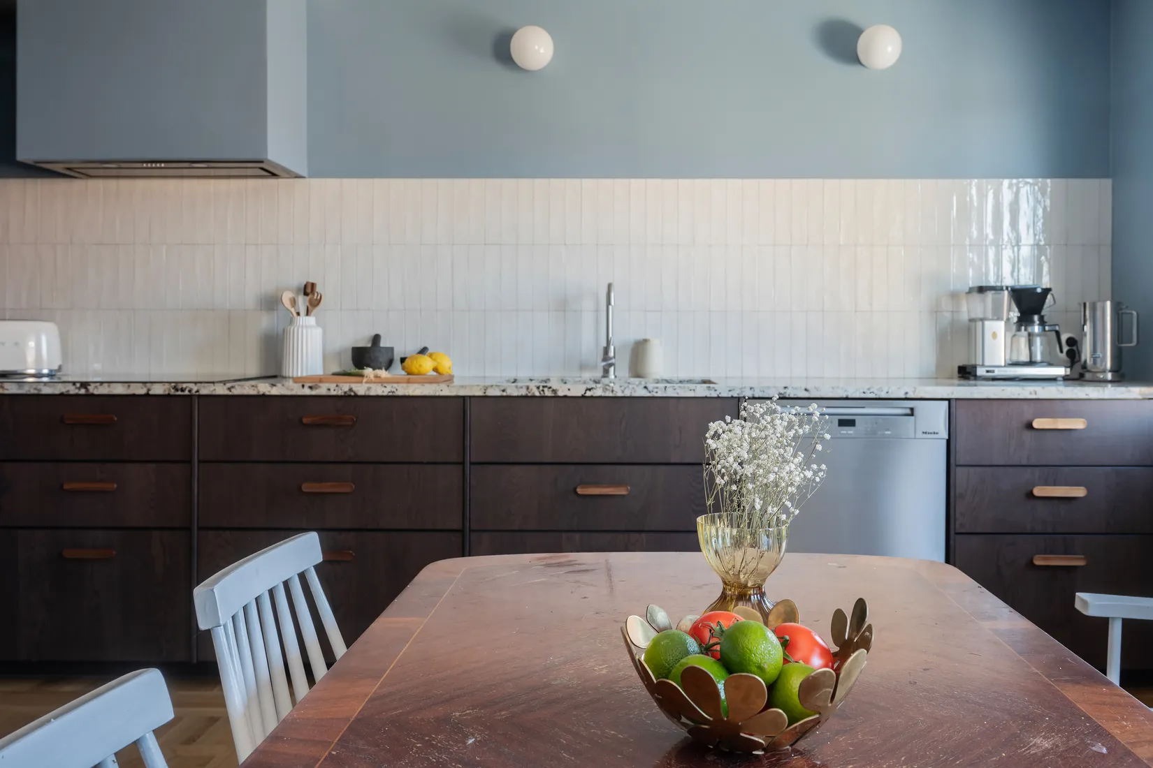 Villa, Radhus, Mellansjövägen 61, Balingsnäs, Huddinge