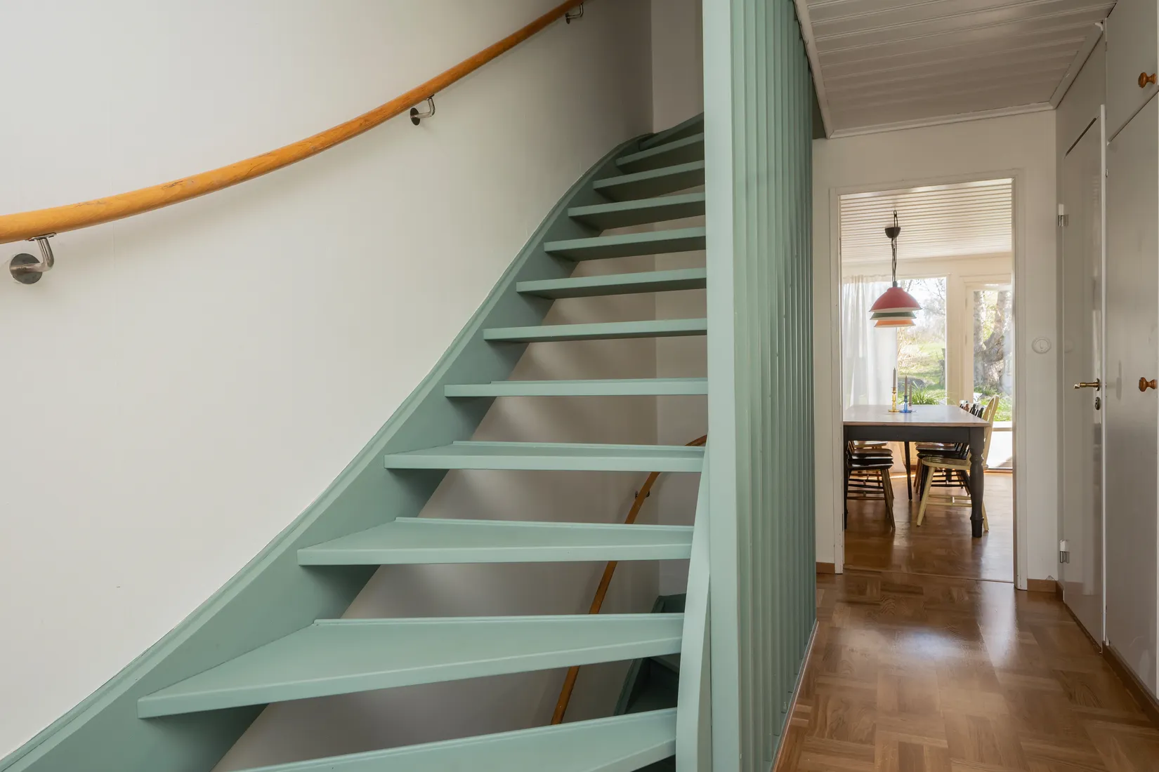 Villa, Radhus, Mellansjövägen 61, Balingsnäs, Huddinge