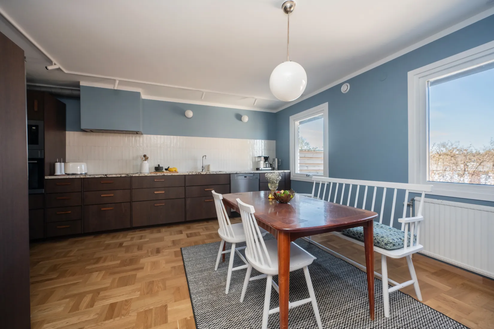 Villa, Radhus, Mellansjövägen 61, Balingsnäs, Huddinge