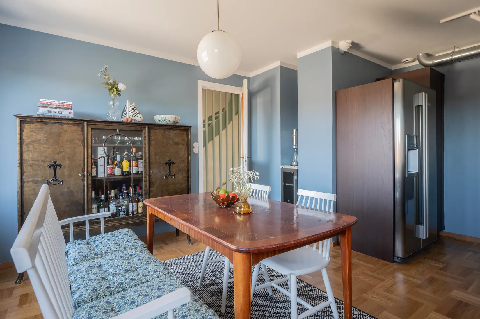 Villa, Radhus, Mellansjövägen 61, Balingsnäs, Huddinge