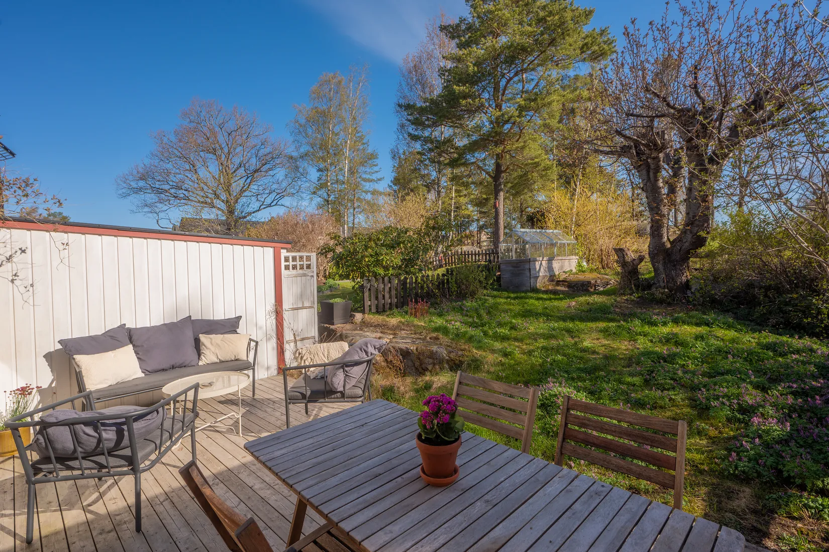 Villa, Radhus, Mellansjövägen 61, Balingsnäs, Huddinge