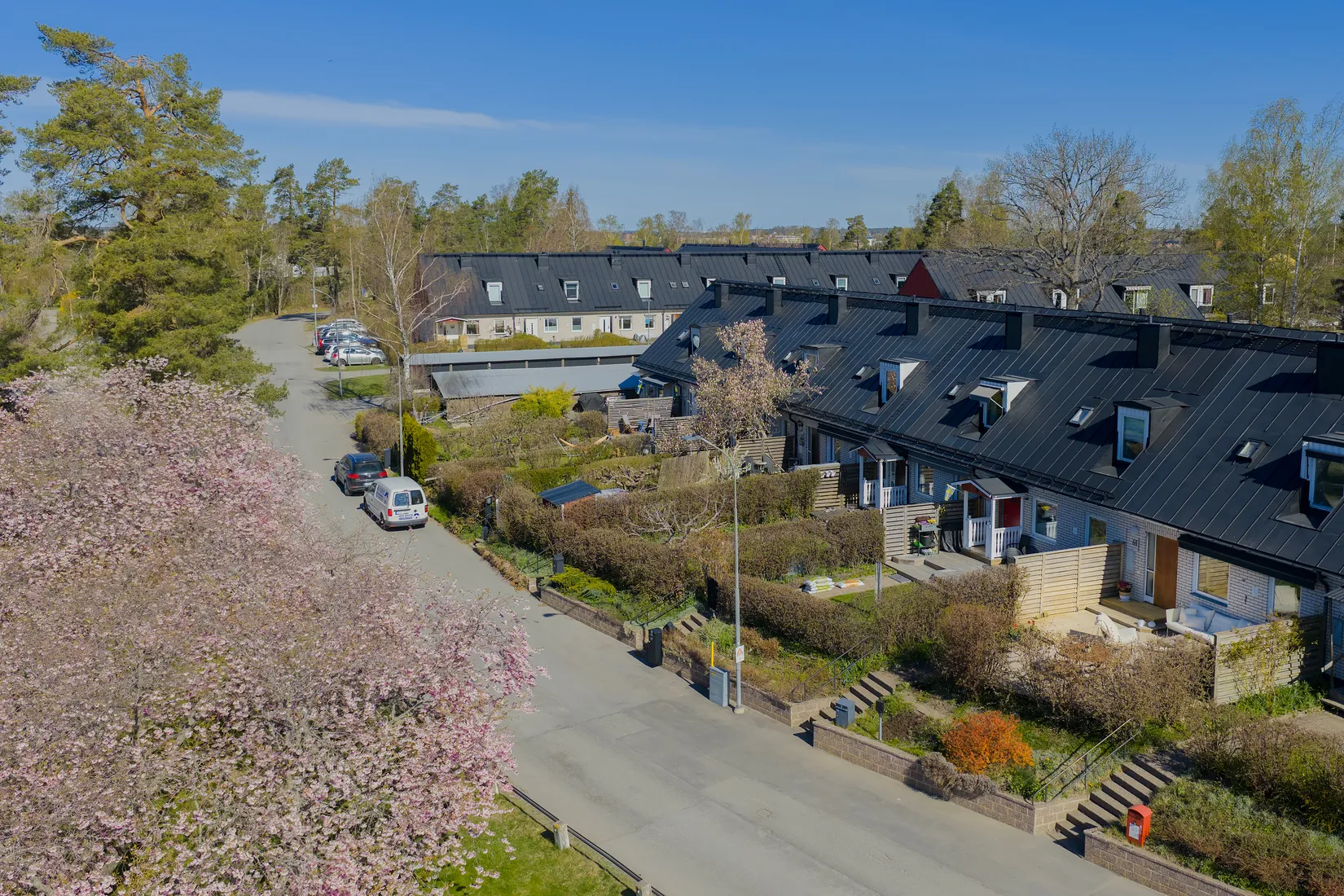 Villa, Radhus, Mellansjövägen 61, Balingsnäs, Huddinge