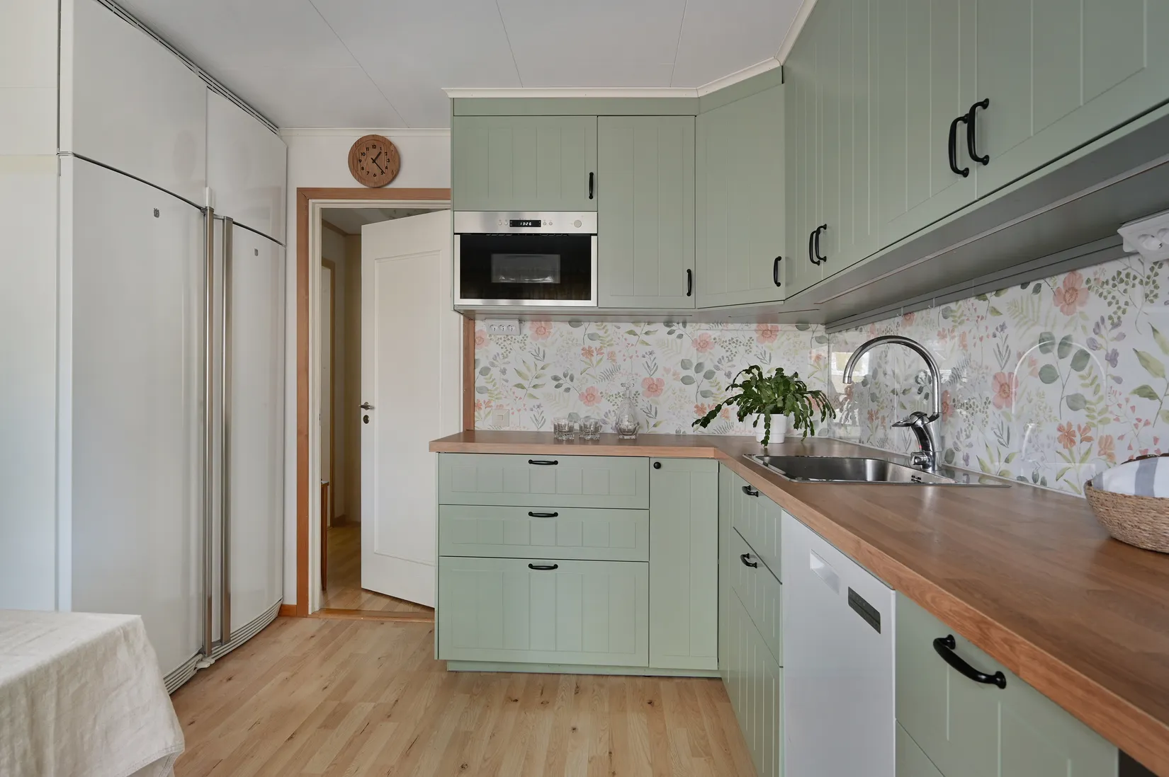 Villa, Radhus, Prismavägen 15, Viksjö, Järfälla