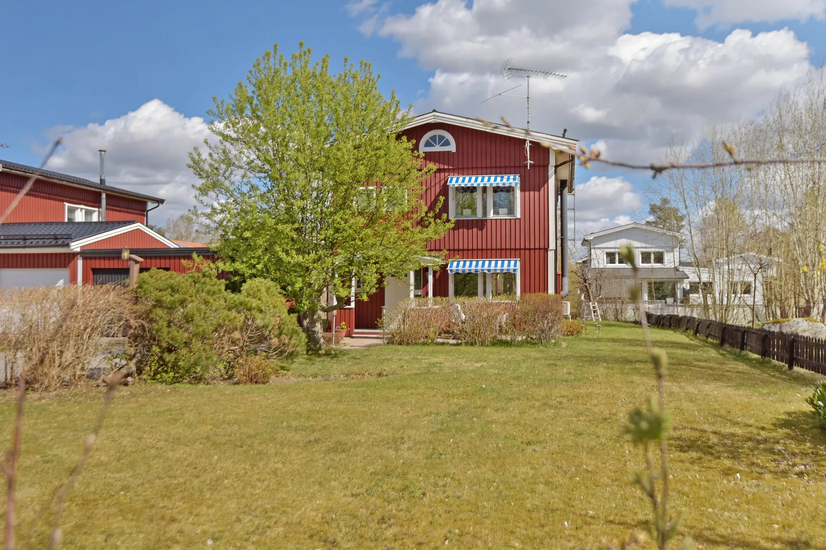 Villa, Radhus, Prismavägen 15, Viksjö, Järfälla