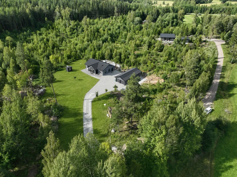 Gård/Skog, Iggelbo 121, Månkarbo, Tierp