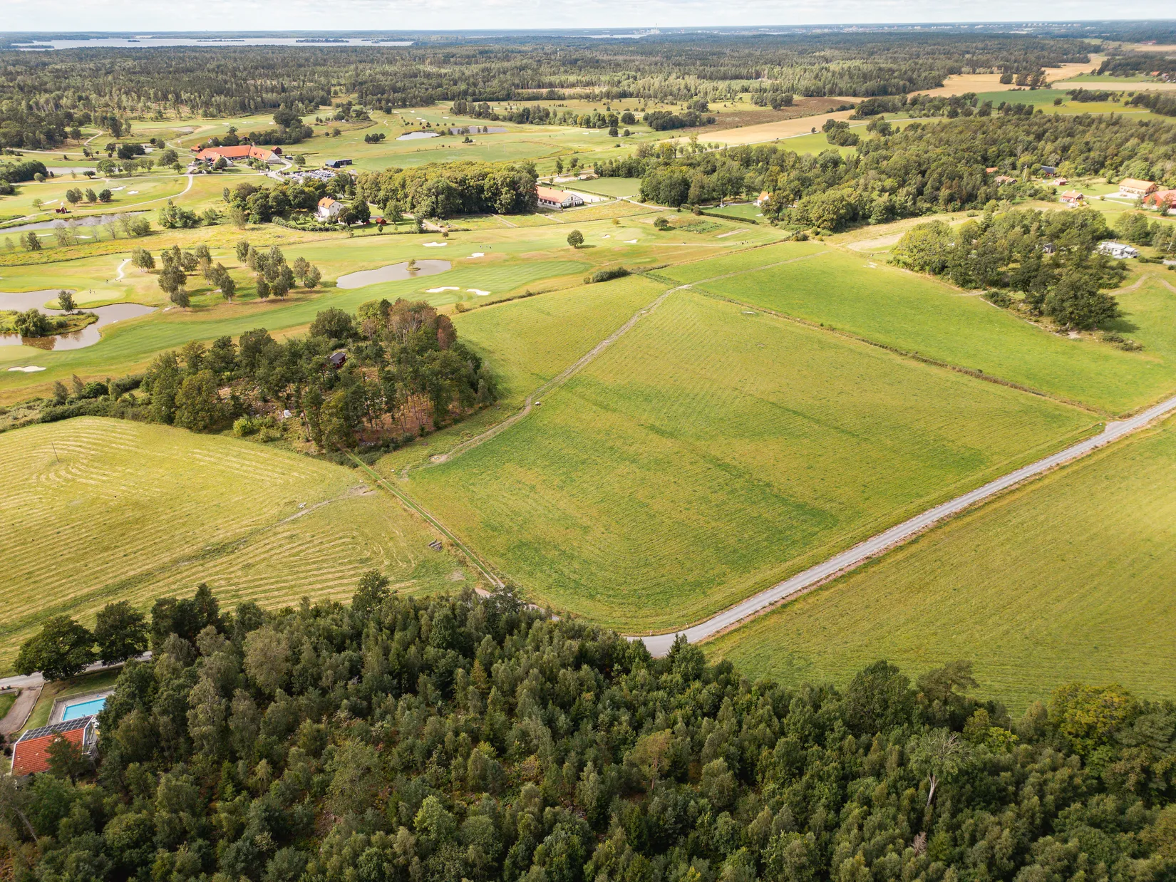 Tomt, Nybynäsvägen, Kärrbo-Nybynäs, Nybynäs, Västerås