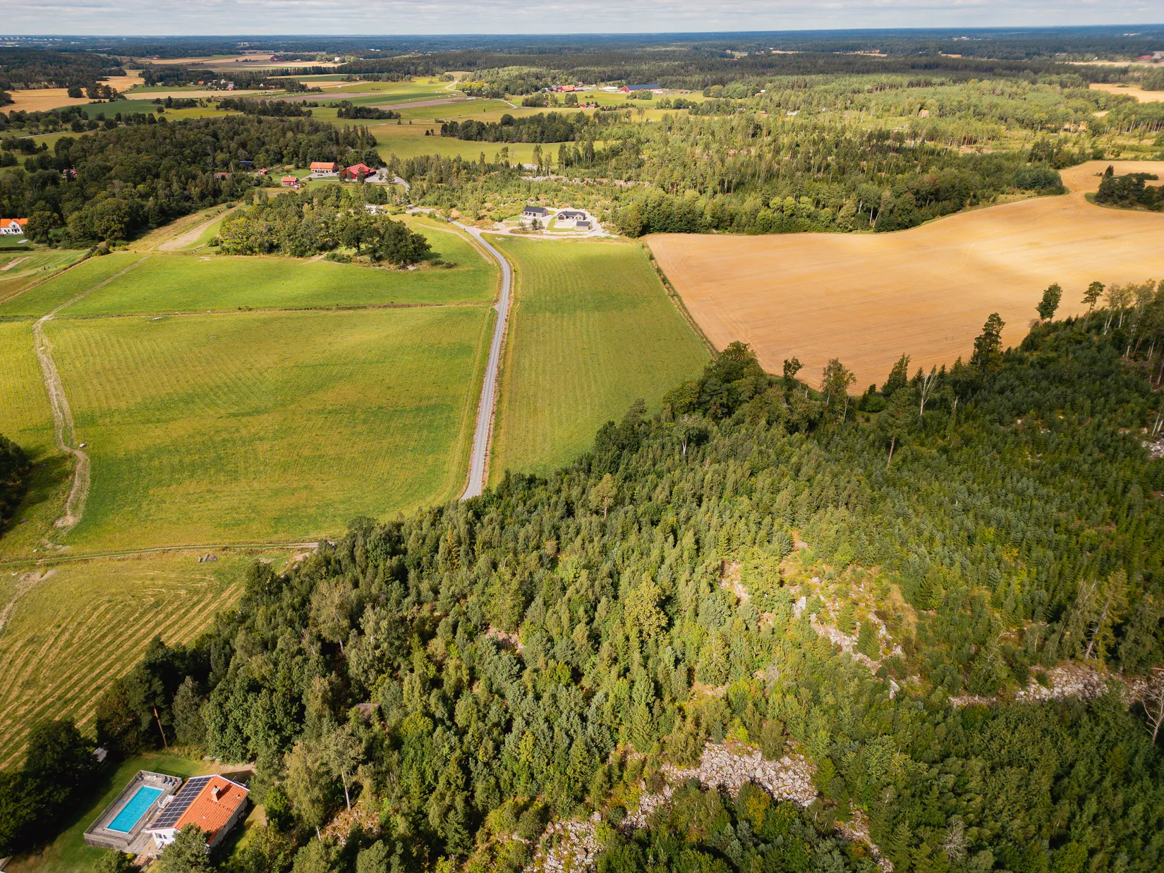 Tomt, Nybynäsvägen, Kärrbo-Nybynäs, Nybynäs, Västerås