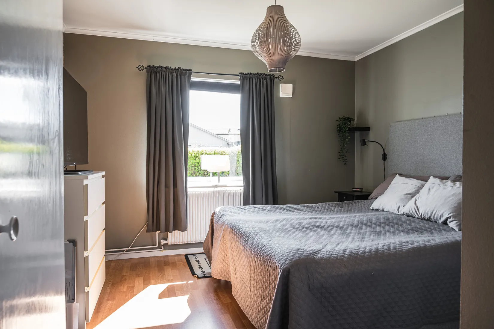 Radhus, Slingvägen 16, Falköping