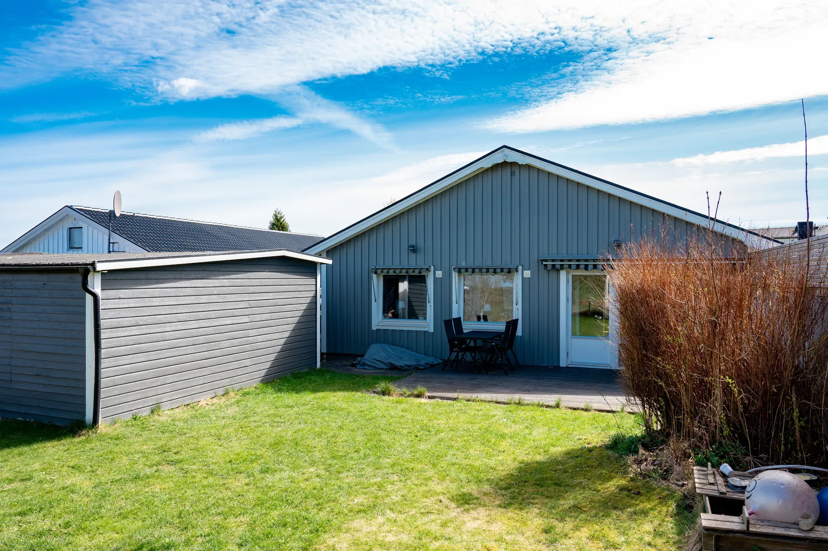 Radhus, Slingvägen 16, Falköping