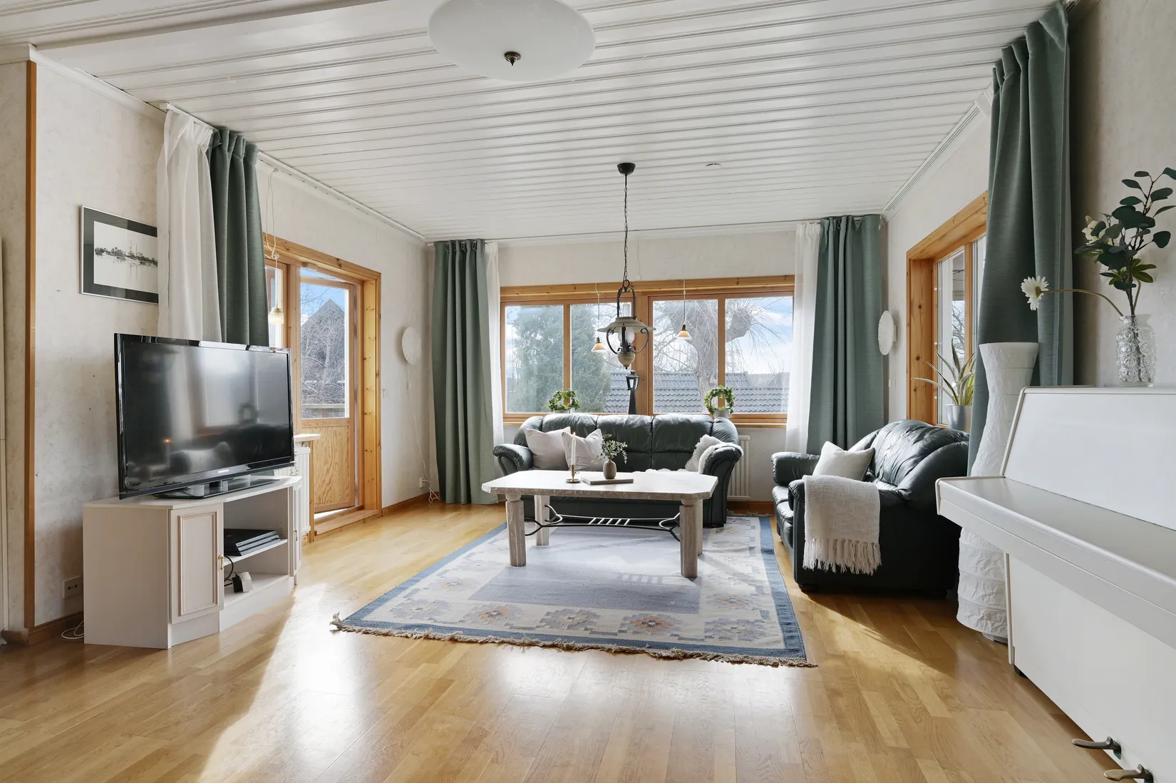 Villa, Bielkenstiernas väg 5, Stäket, Järfälla