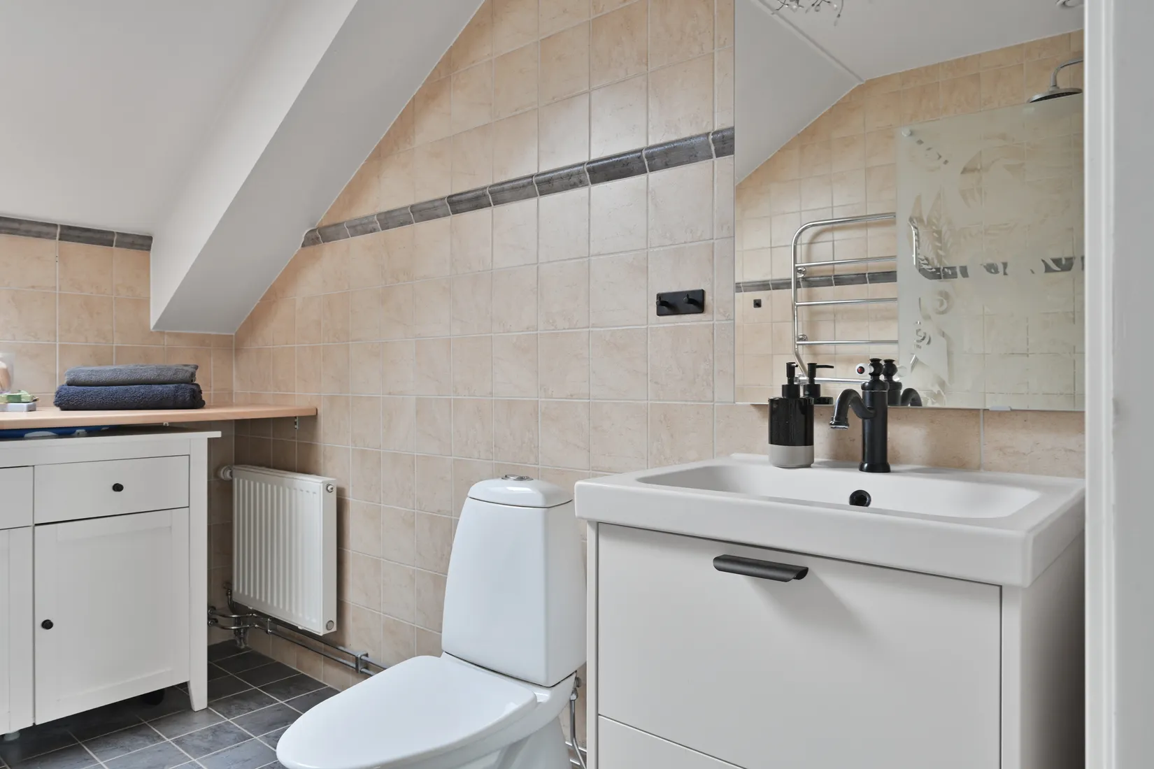 Bostadsrätt, Nils Åhlins väg 4, Centrala Väsby, Upplands Väsby