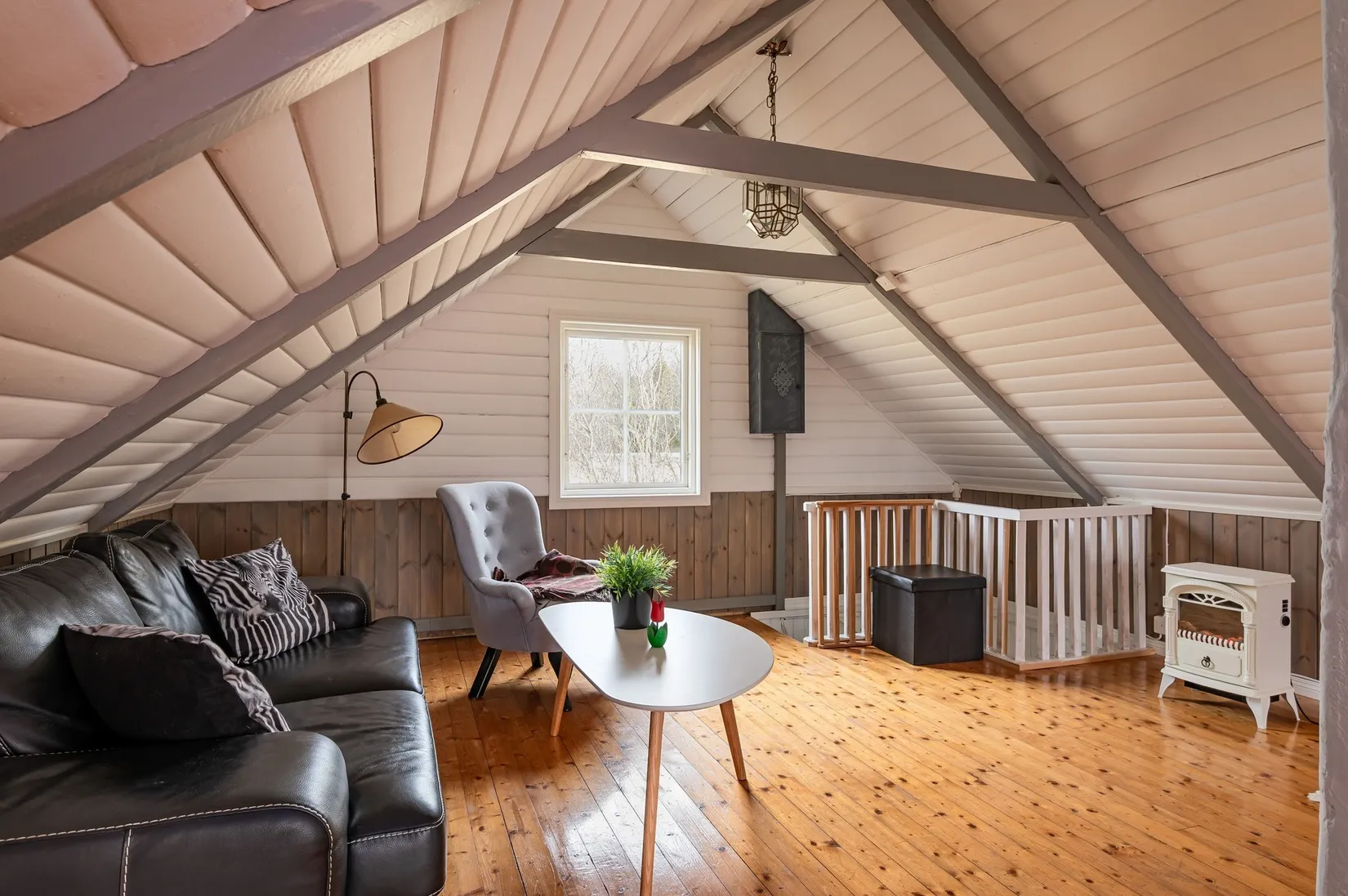 Villa, Åkerby 87, Motala