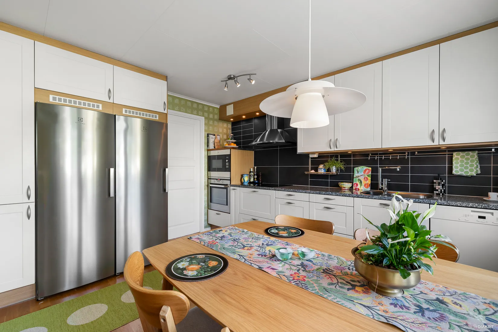 Radhus, Palissadgränd 34, Skarpäng, Täby