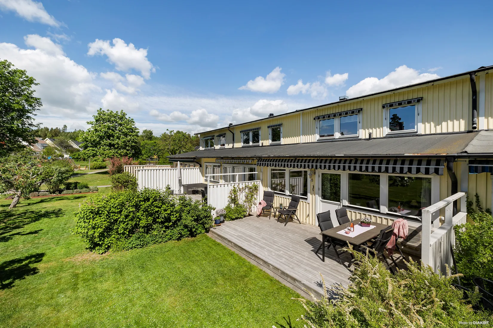 Radhus, Palissadgränd 34, Skarpäng, Täby